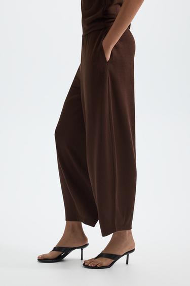 Flowing carrot fit trousers — BROWN 3