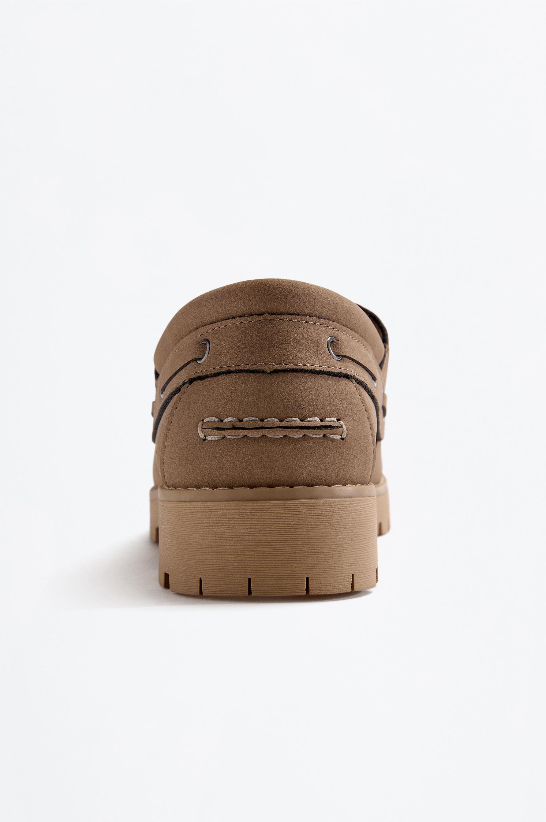 Boat shoe — BEIGE