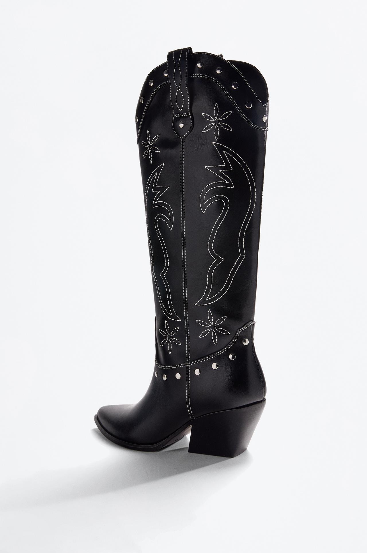 Cowboy studded boot — BLACK