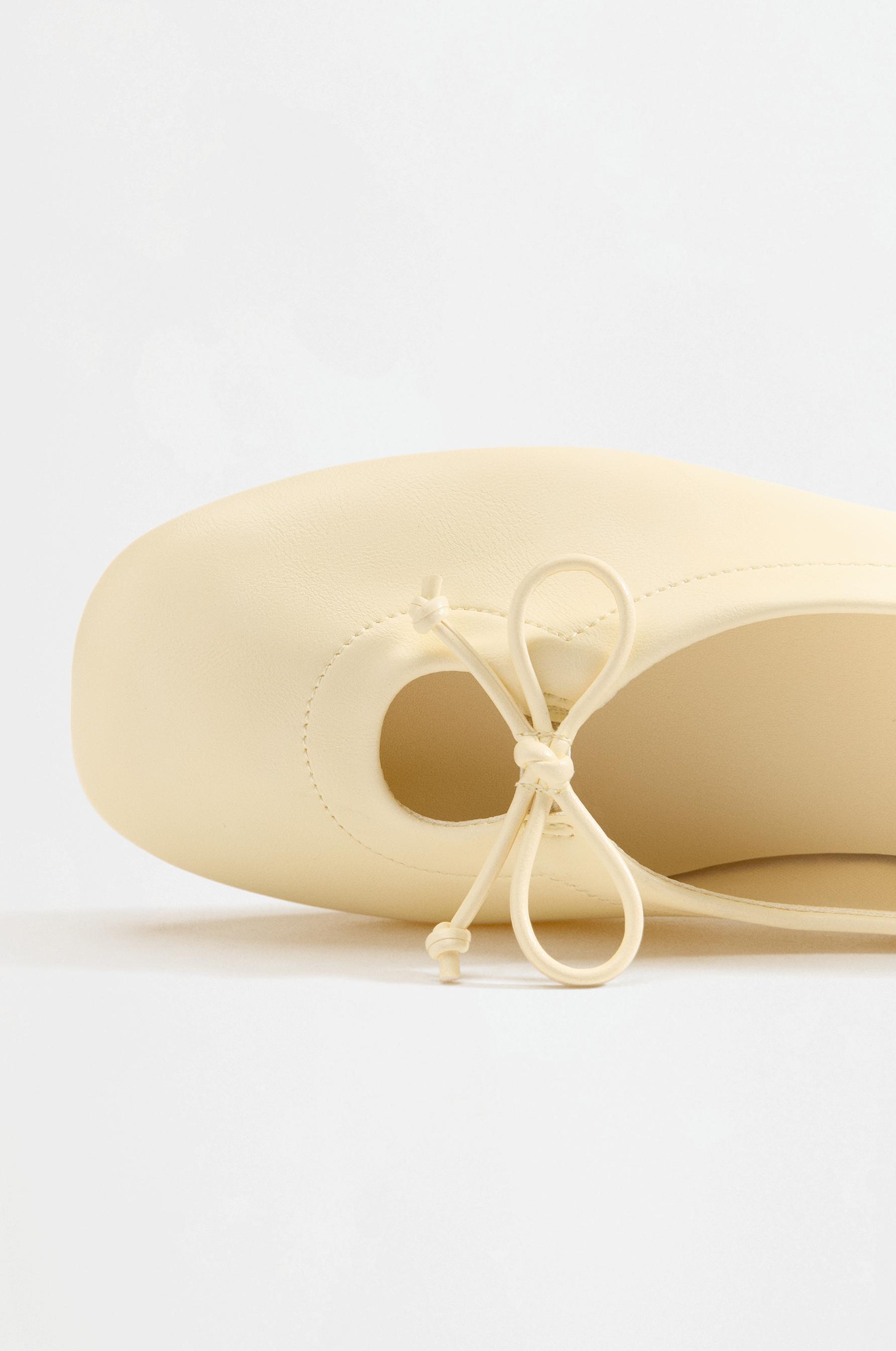 Bow ballet flats — 1-126