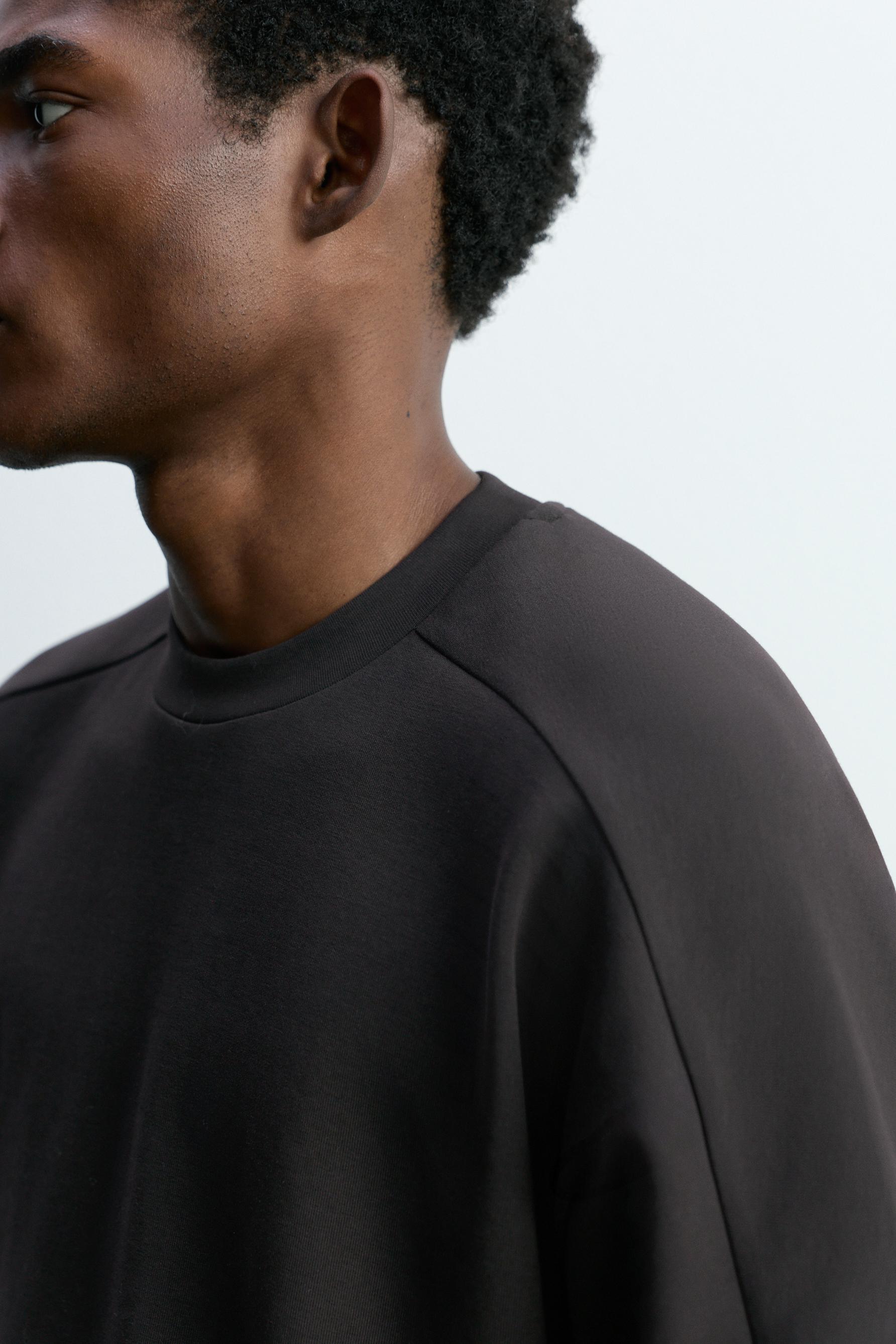 Heavy interlock T-shirt — BLACK
