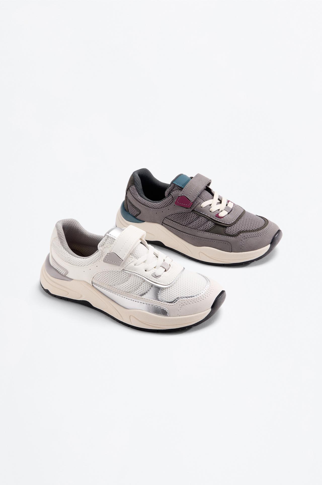 CASUAL BAREFOOT SPORTS SHOES — WHITE