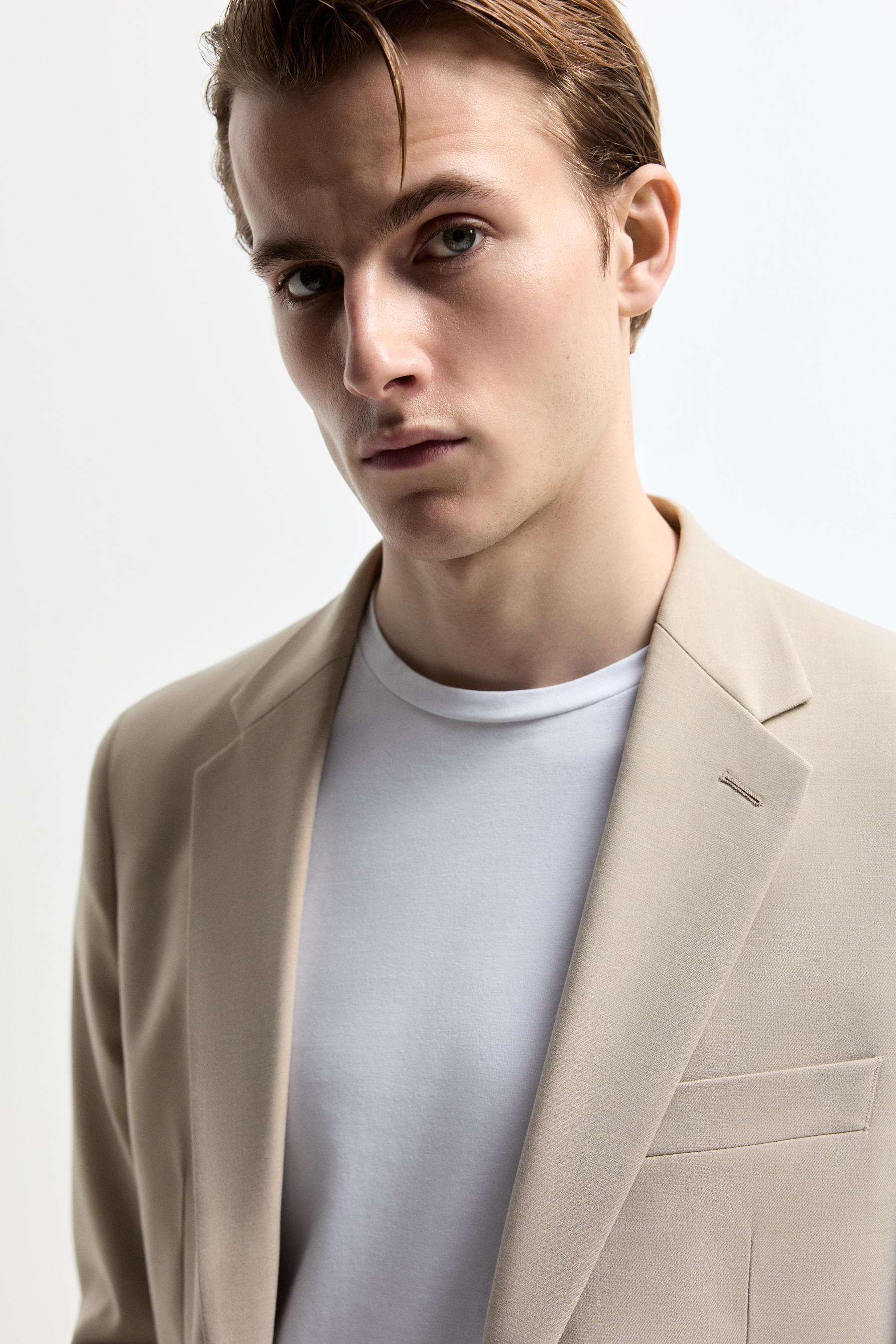 Soft slim fit T-shirt — WHITE
