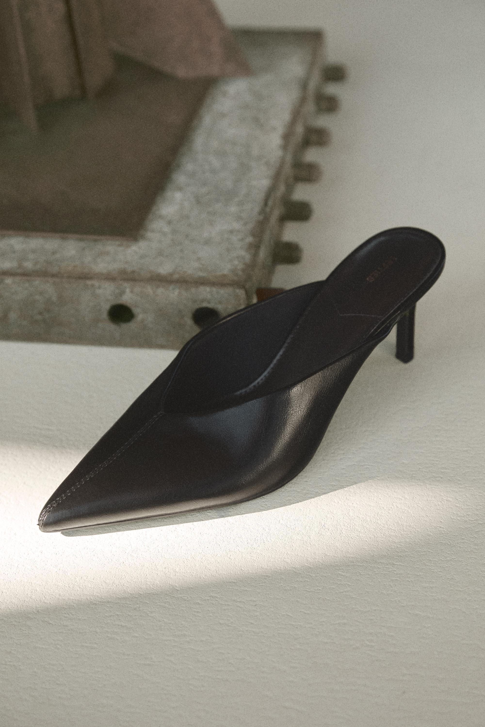 Slingback heels — BLACK