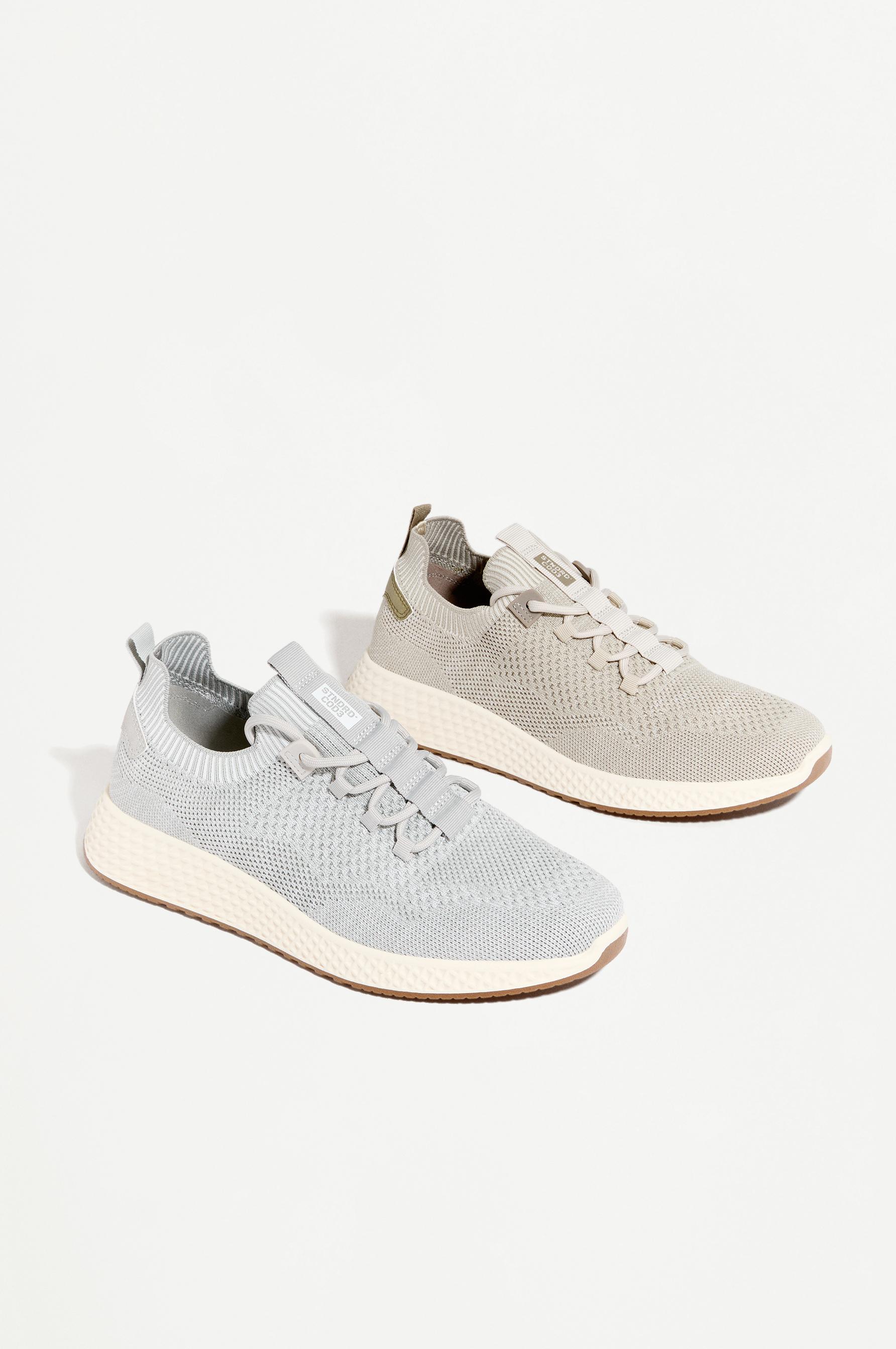 Men's gym sneakers — GREY