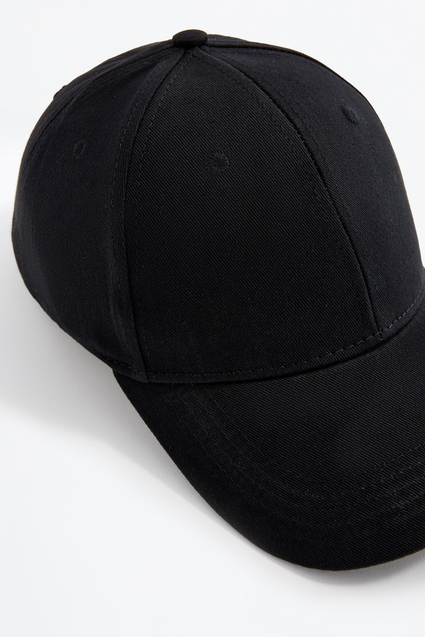 Basic cap — BLACK