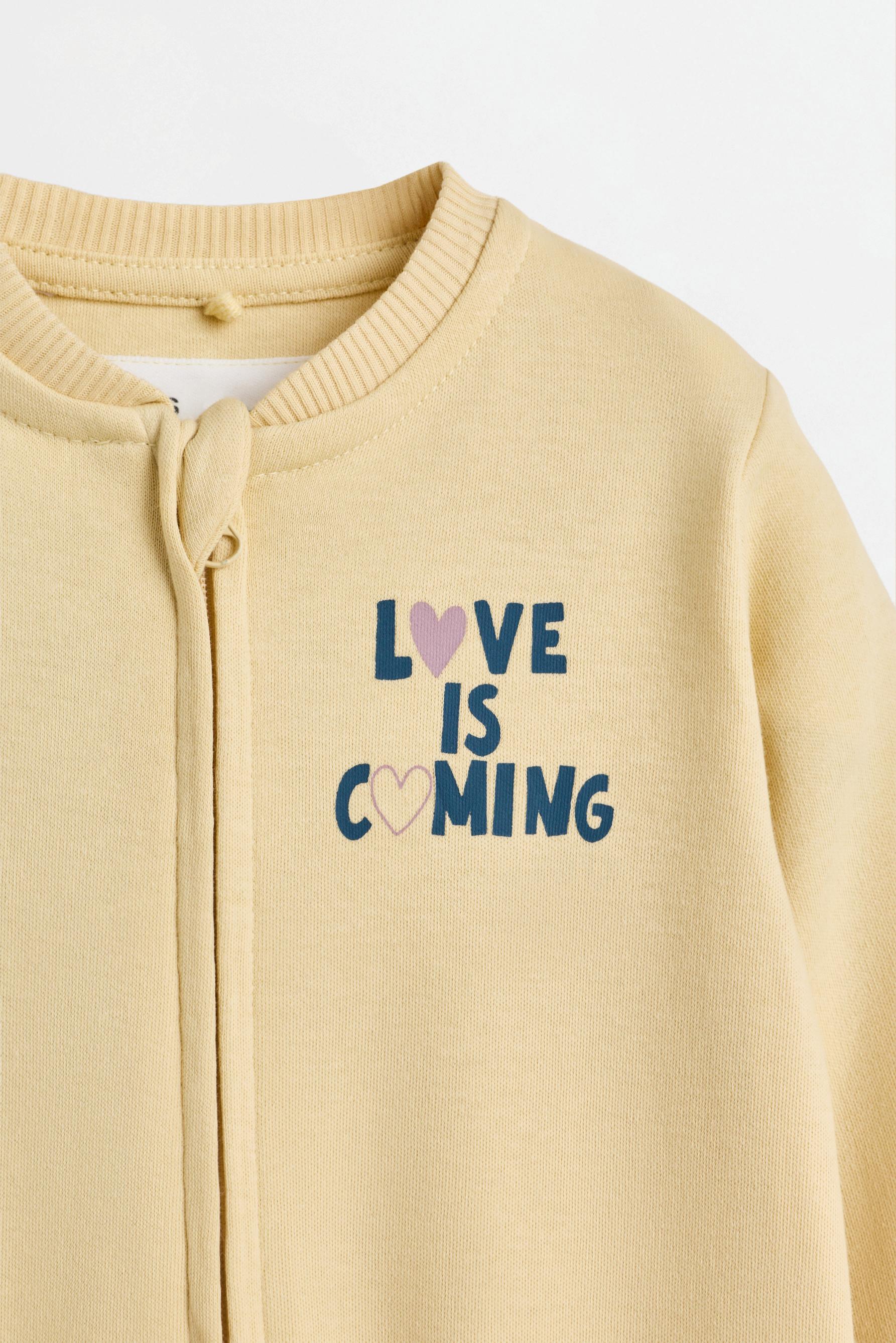 Pack of 2 all-over heart print sleepsuits — PASTEL YELLOW