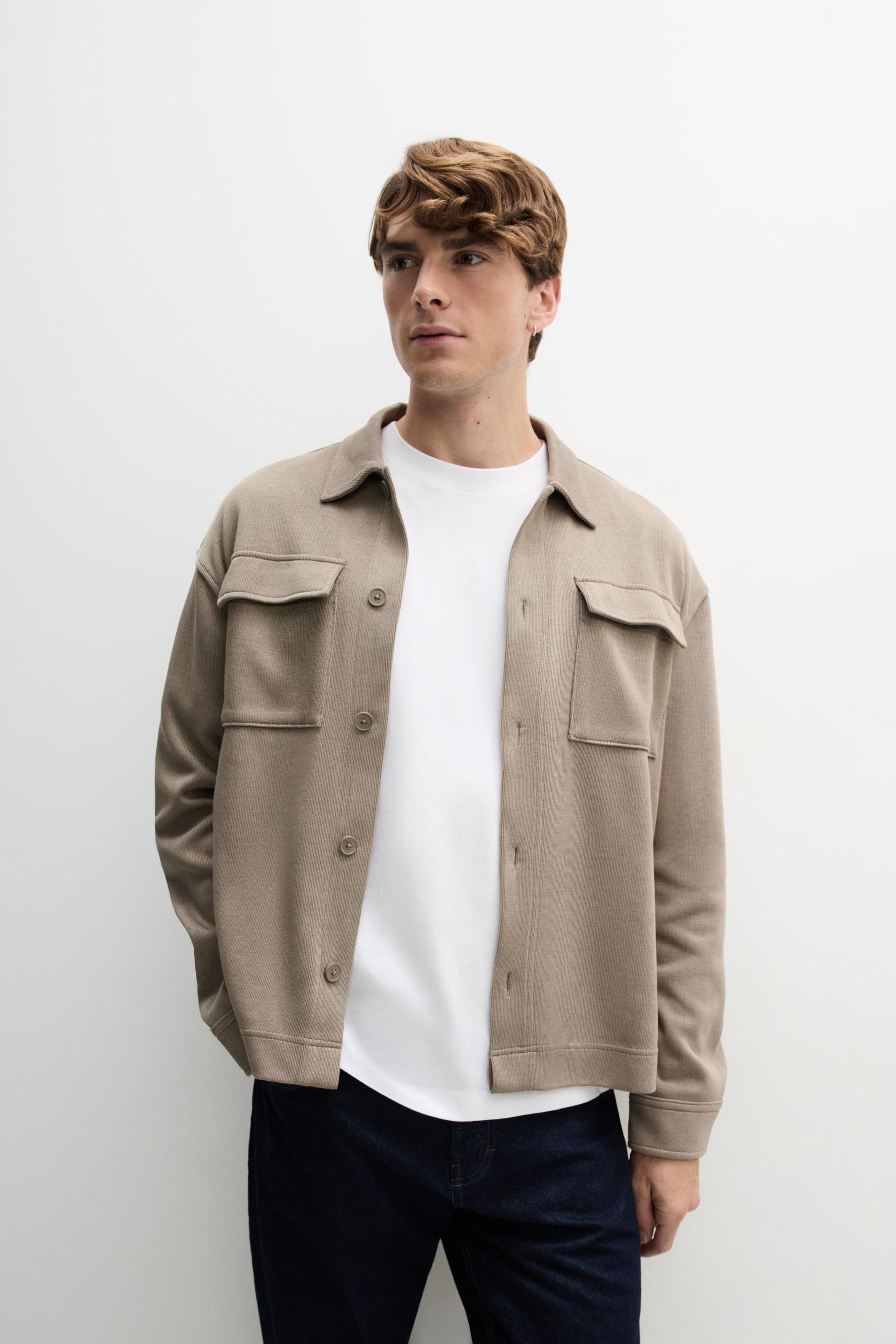Sobrecamisa textura bolsillos