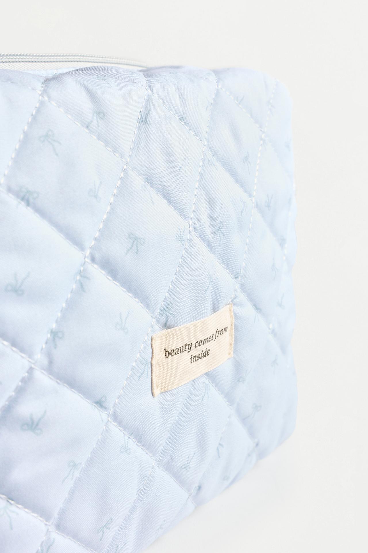 Large bow print toiletry bag — PASTEL BLUE