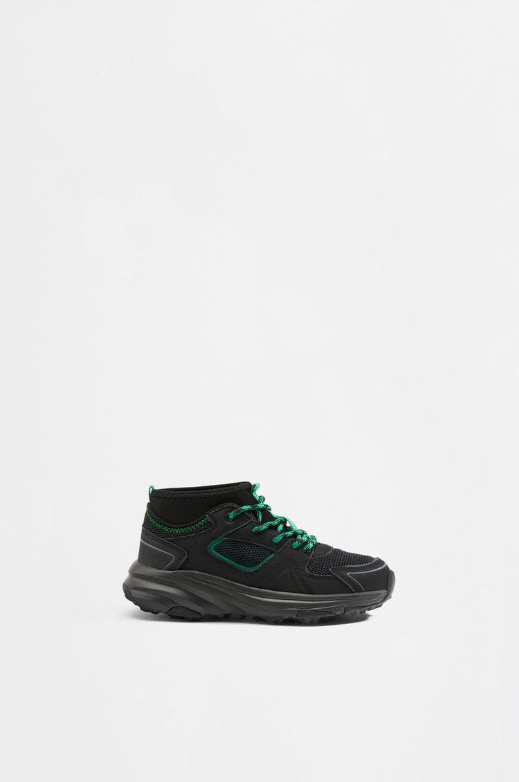 Basketball sneaker — BLACK