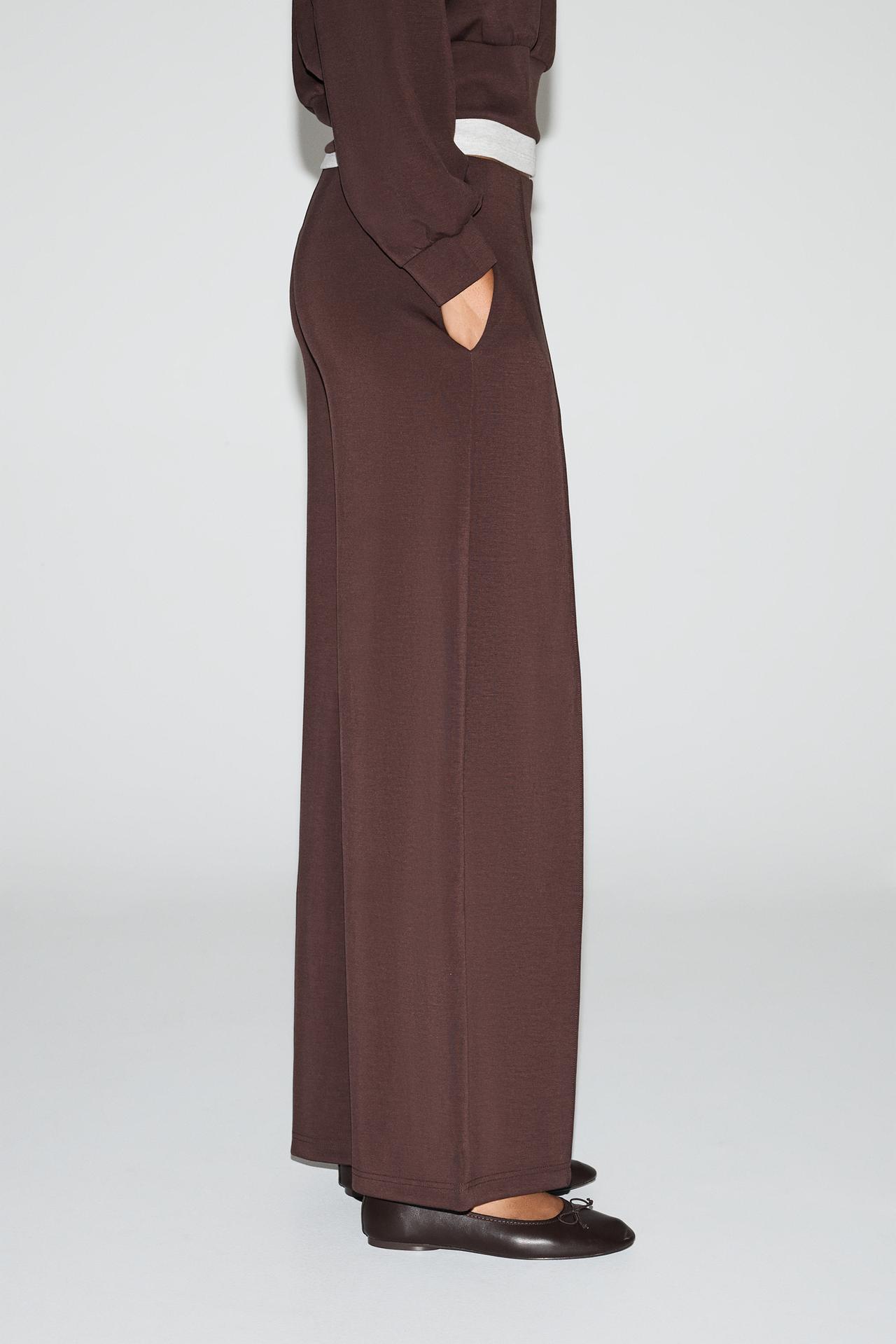 Wide-leg trousers with vertical seams — CHOCOLATE