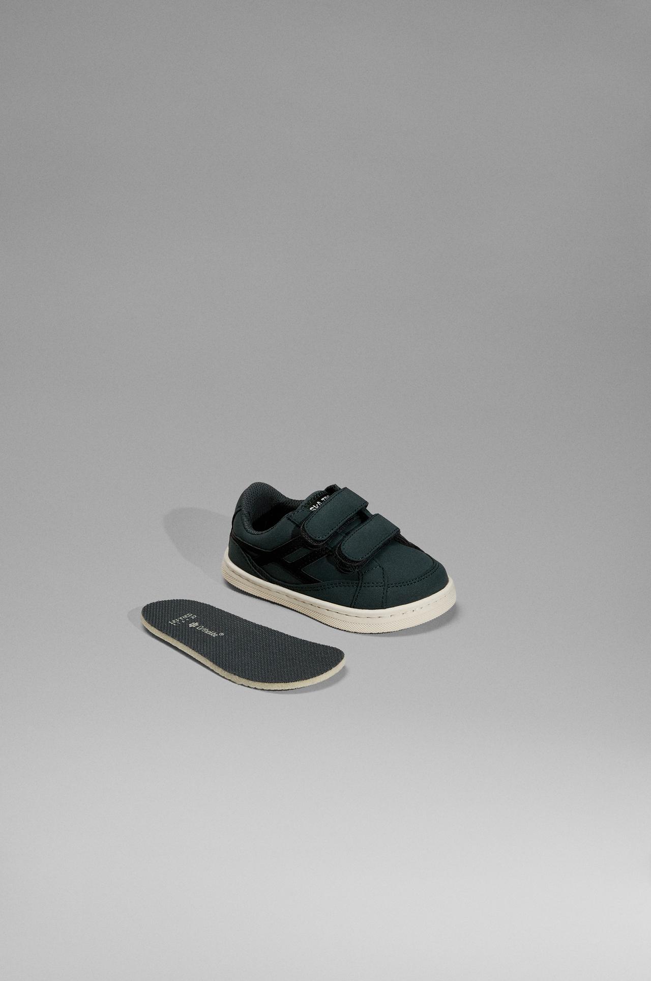 Barefoot sneakers — NAVY BLUE