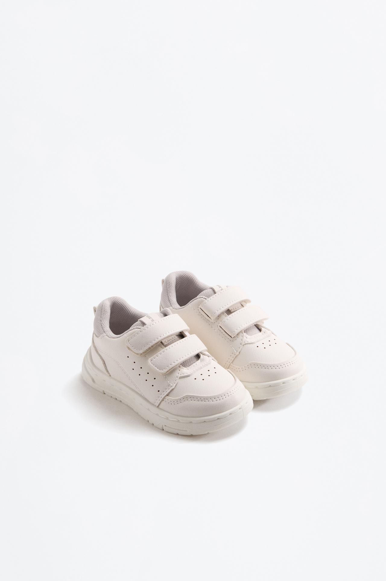 Minimalist athletic shoe — WHITE