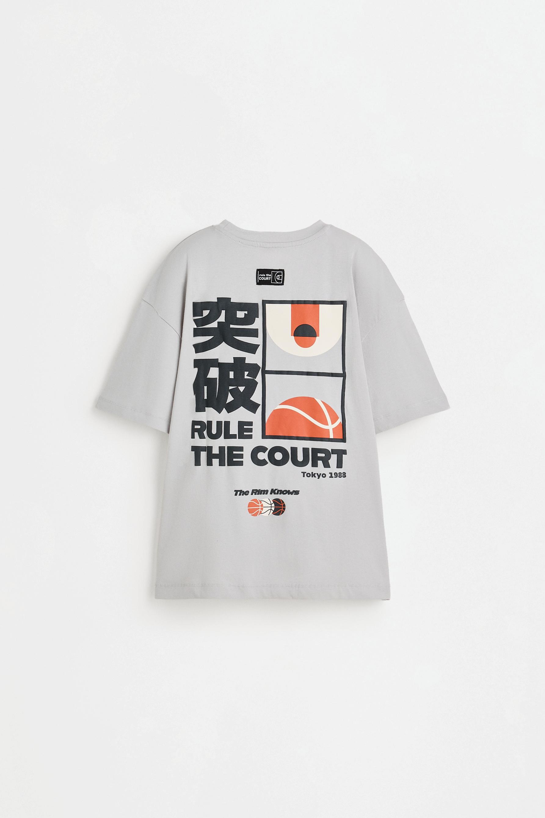 T-shirt with a maxi print on the back — PALE GREY