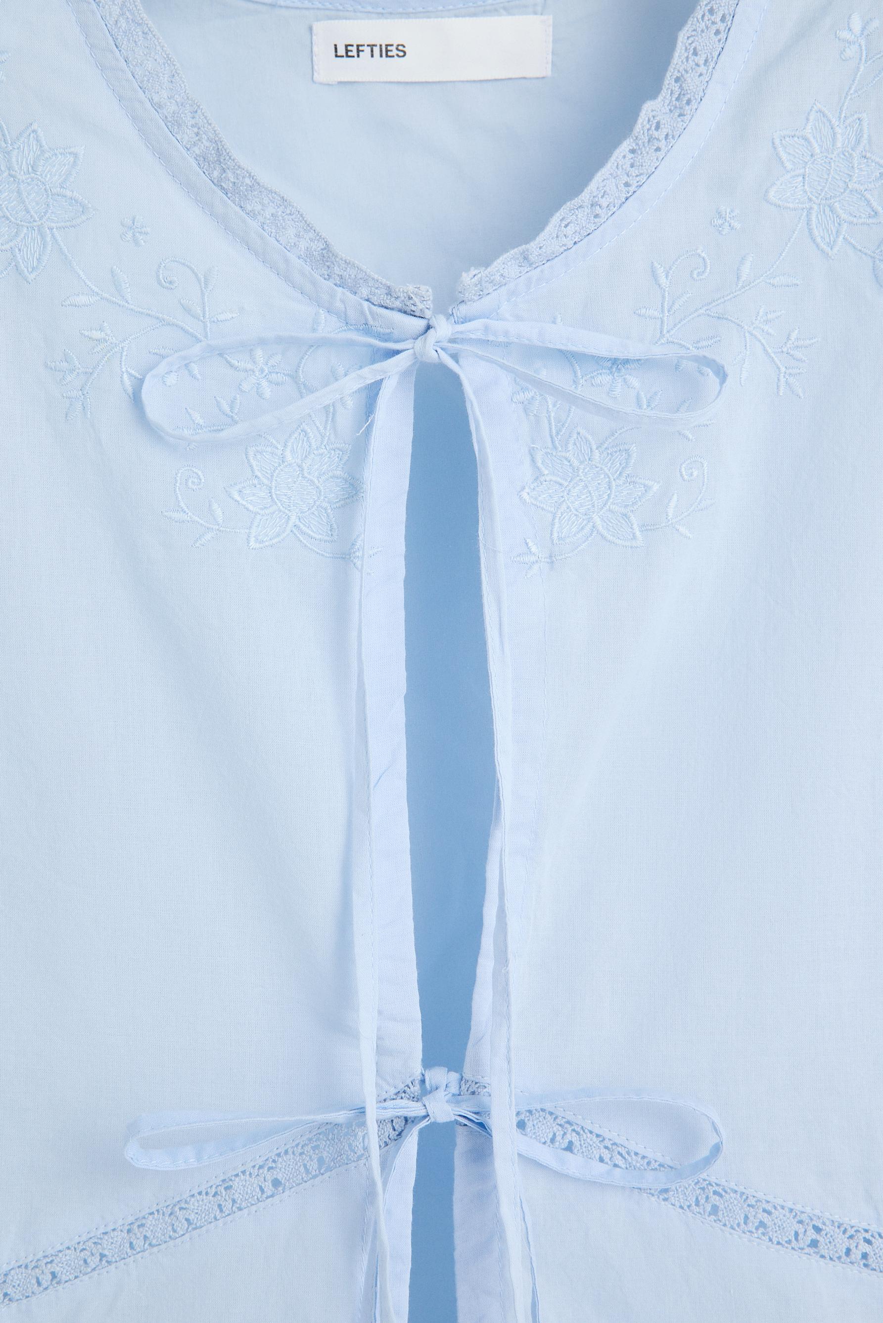 Embroidered ribbon shirt — PALE BLUE