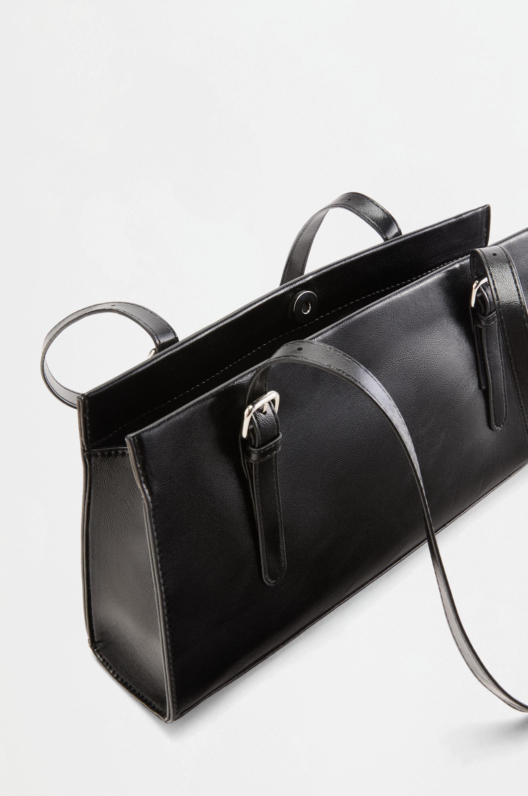 Buckle detail shoulder bag — BLACK