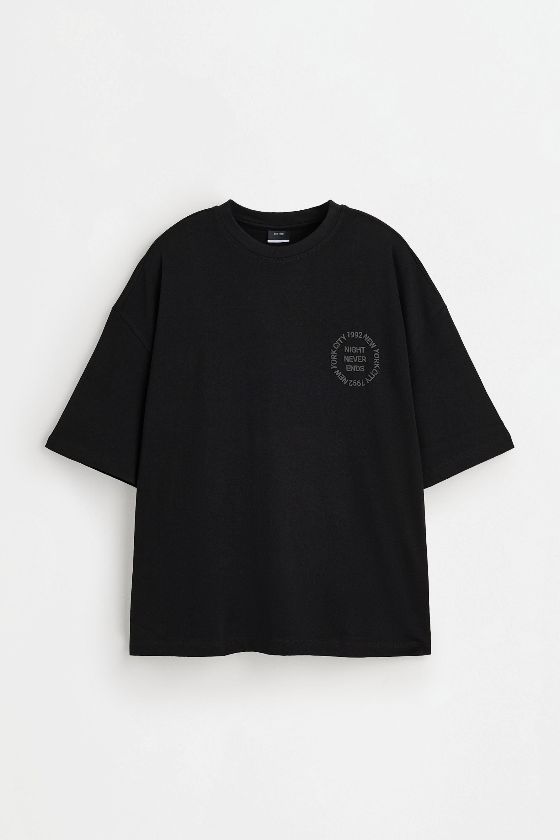 Oversize printed T-shirt — BLACK