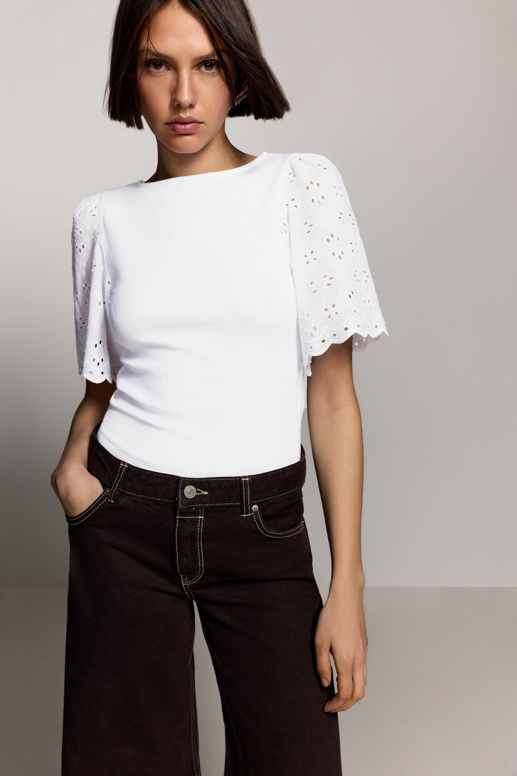 Camiseta rib mangas bordado suizo