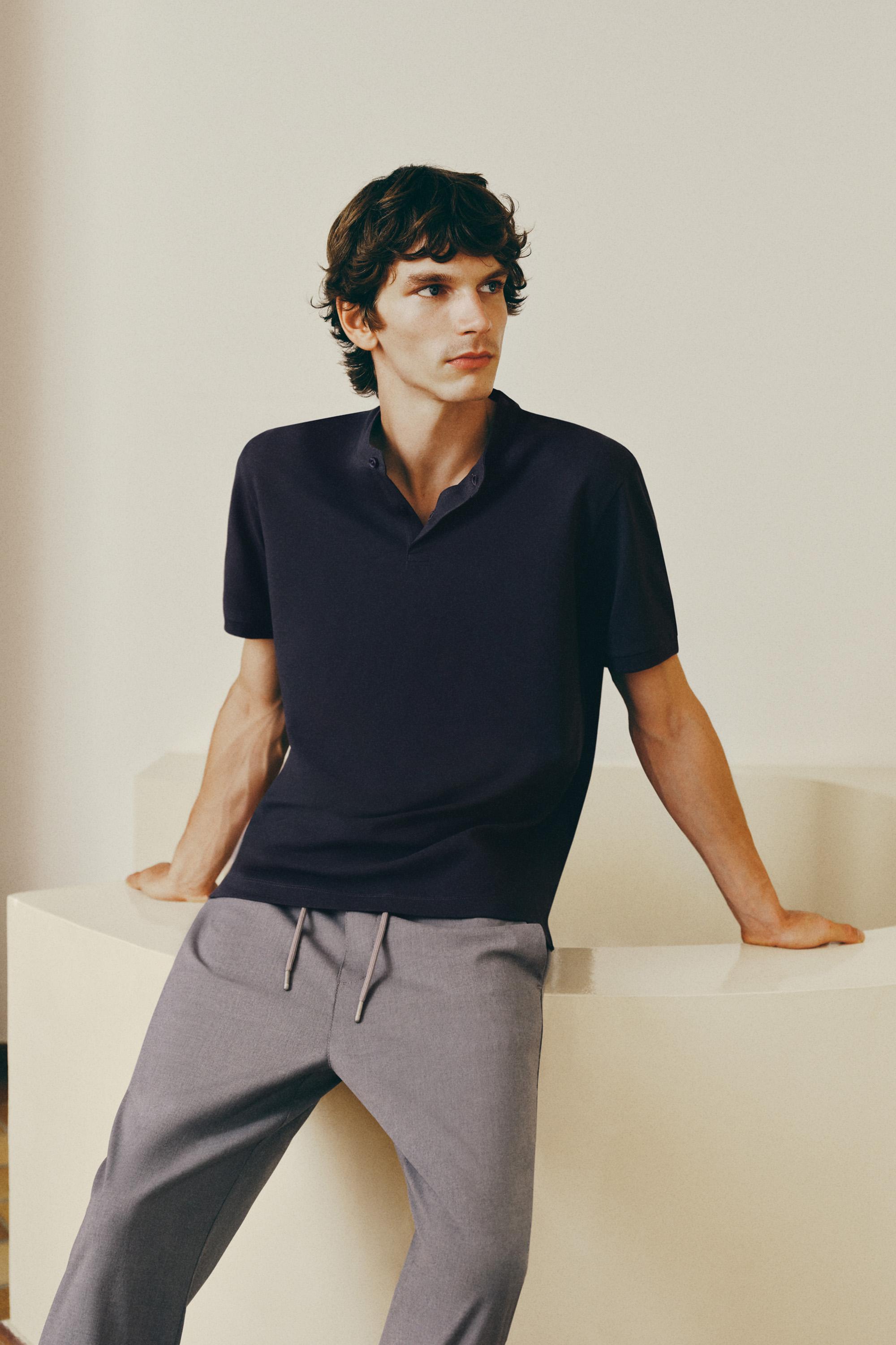 Basic stand collar polo shirt — BLACK