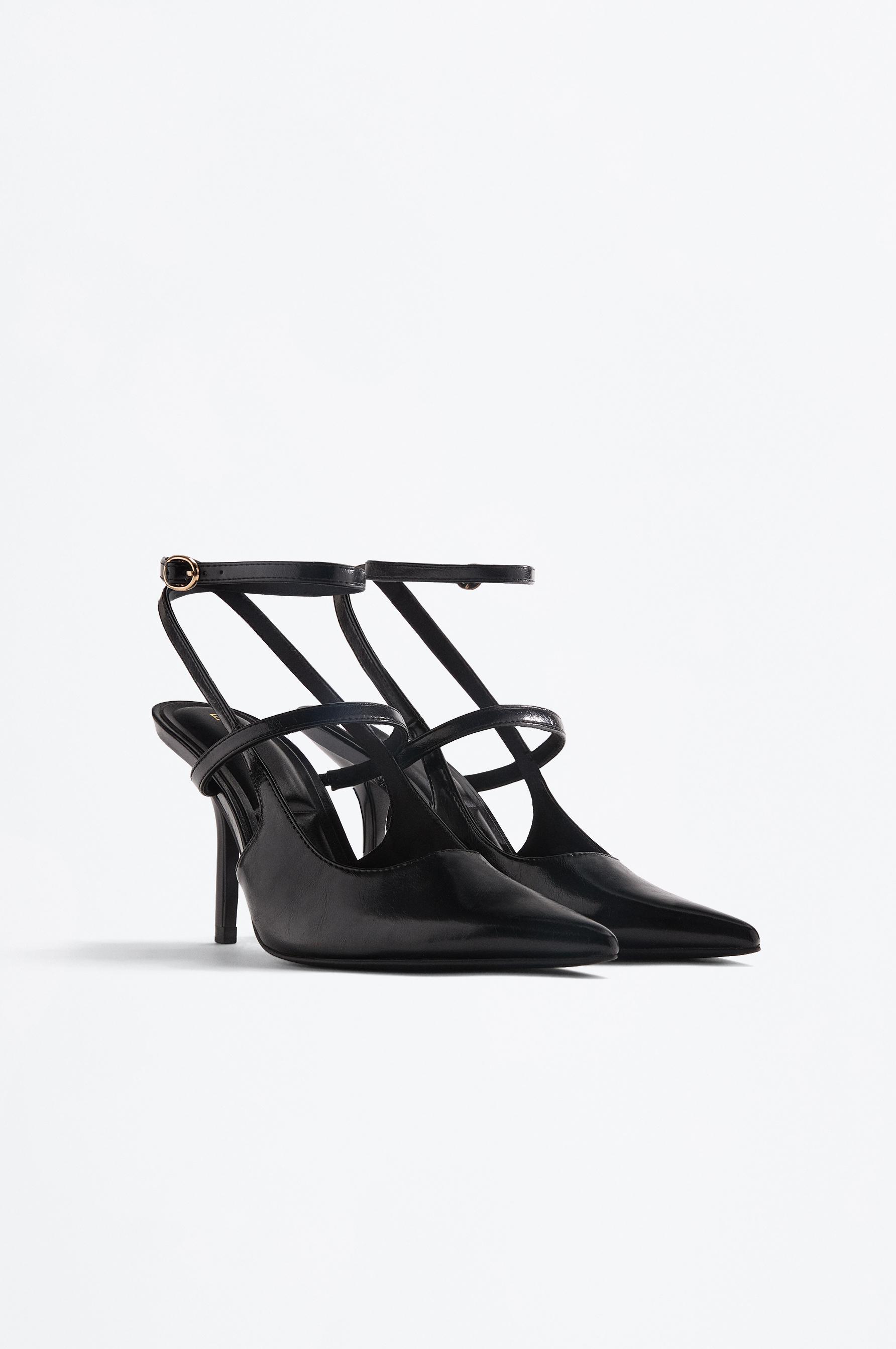 Stiletto heel shoe — BLACK