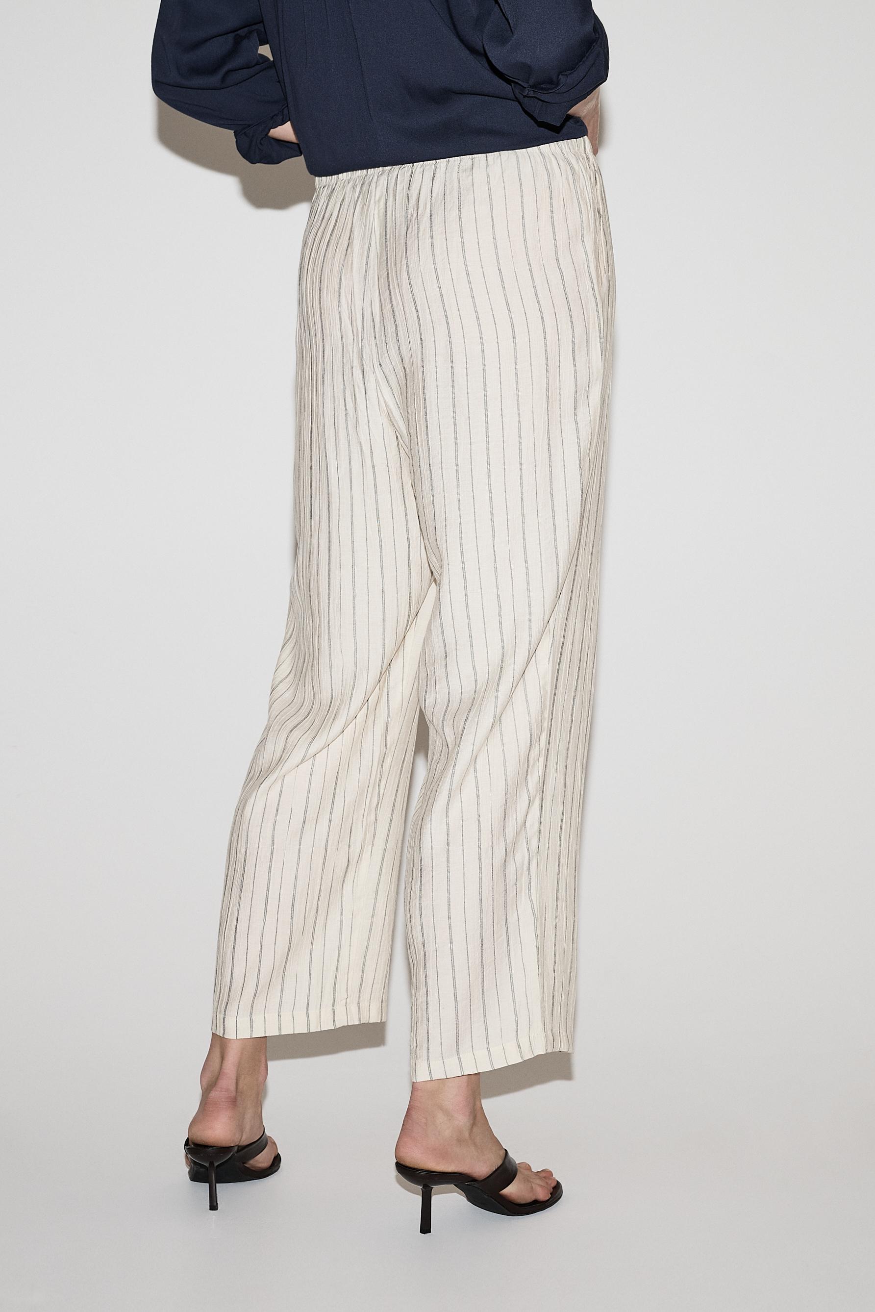 Textured jogging trousers — ECRU