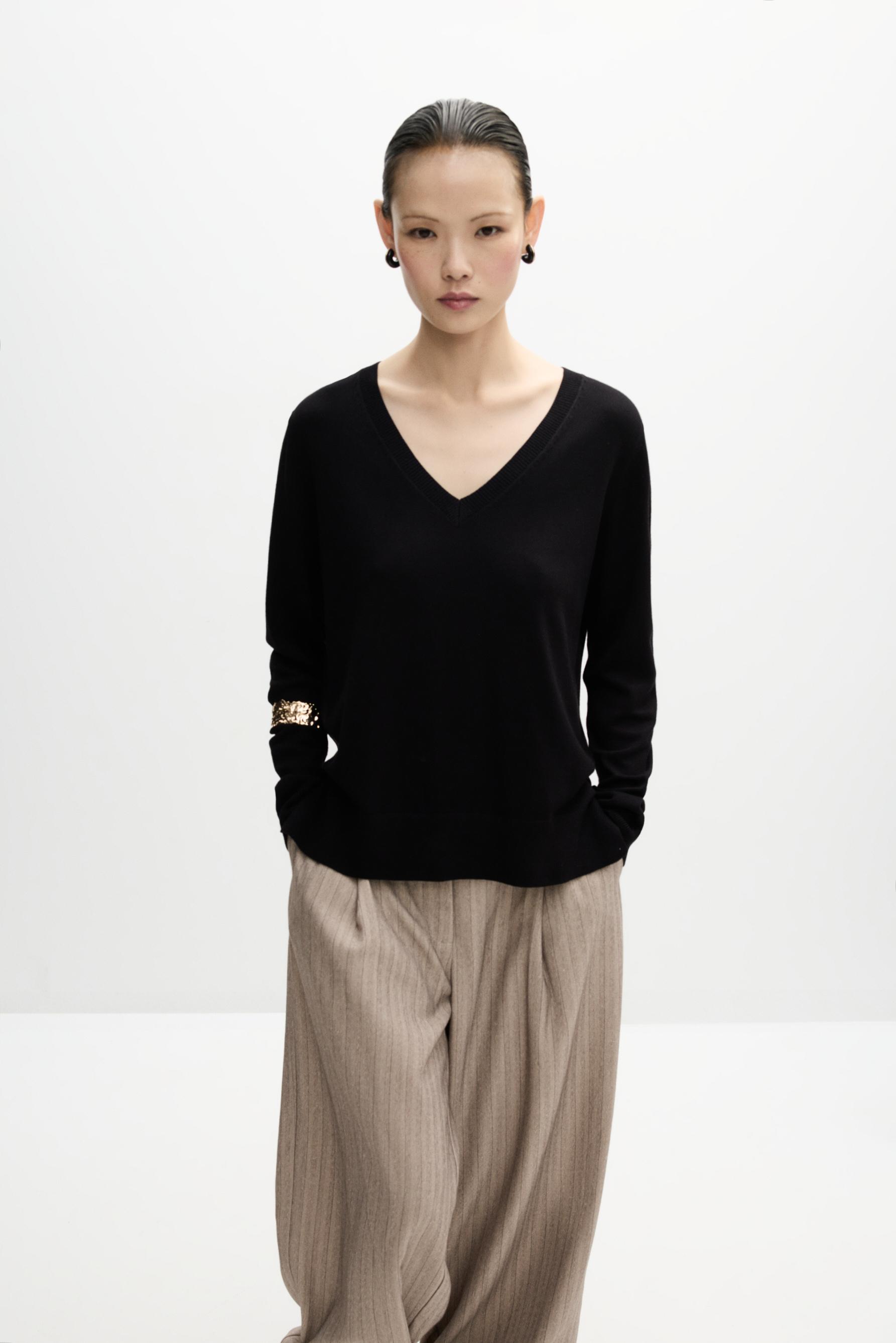 Jersey básico cuello pico