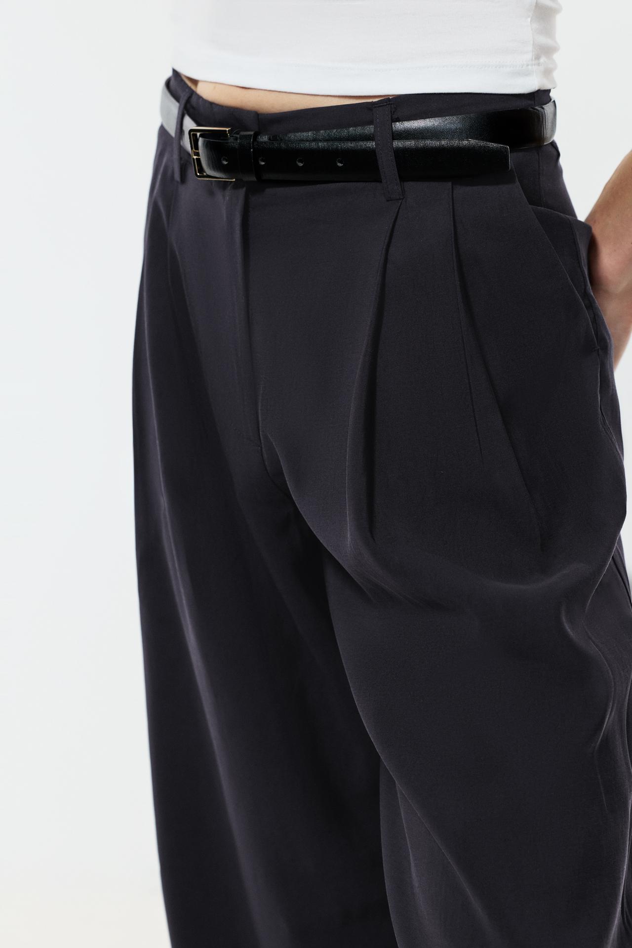 Flowing wide-leg trousers — NAVY