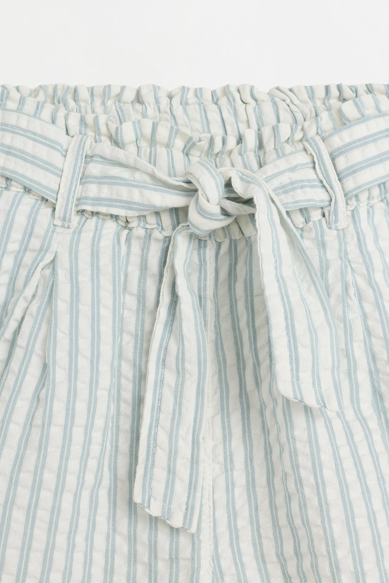 Striped seersucker shorts — PALE SKY BLUE
