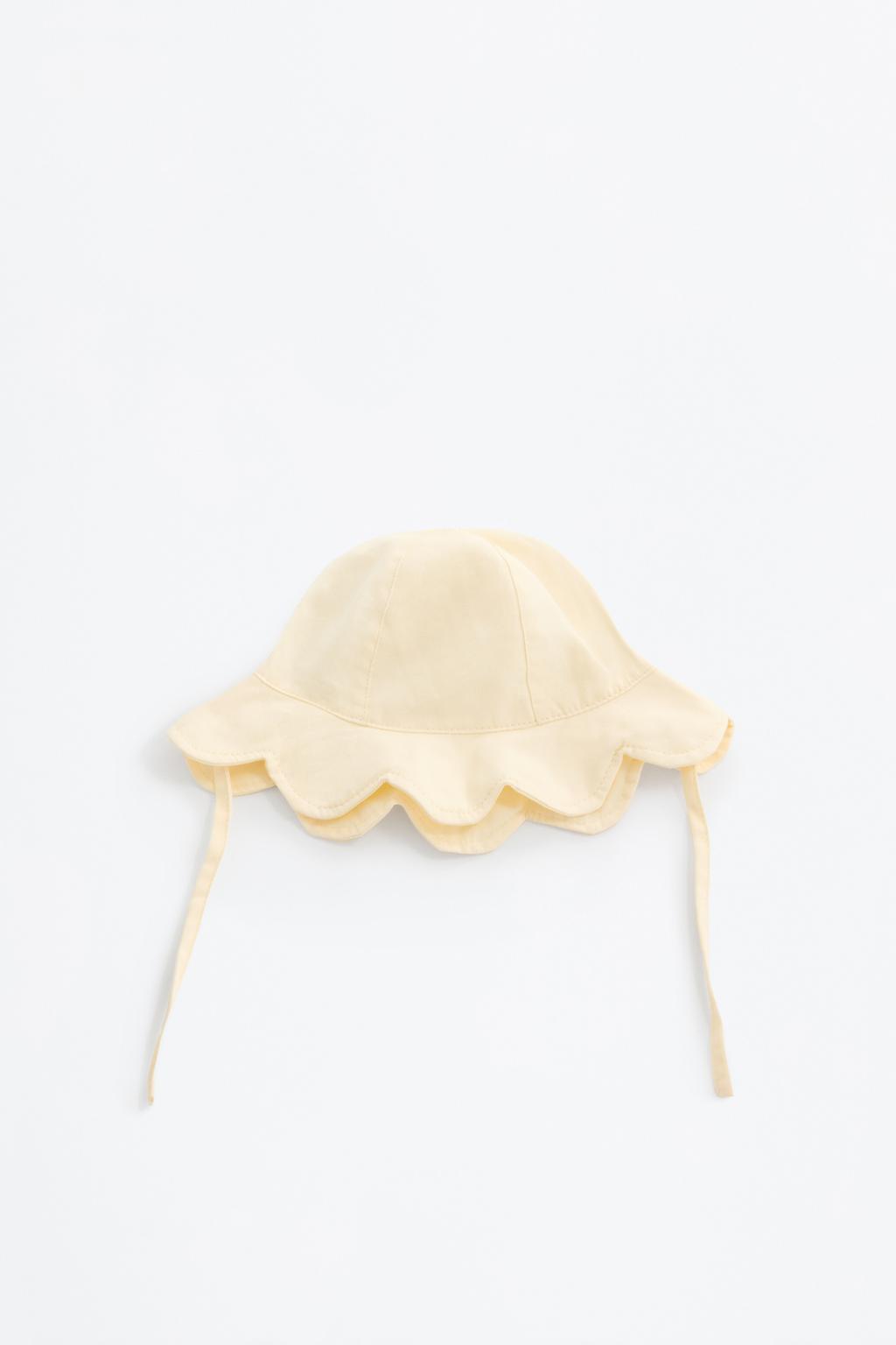 Floral bucket hat
