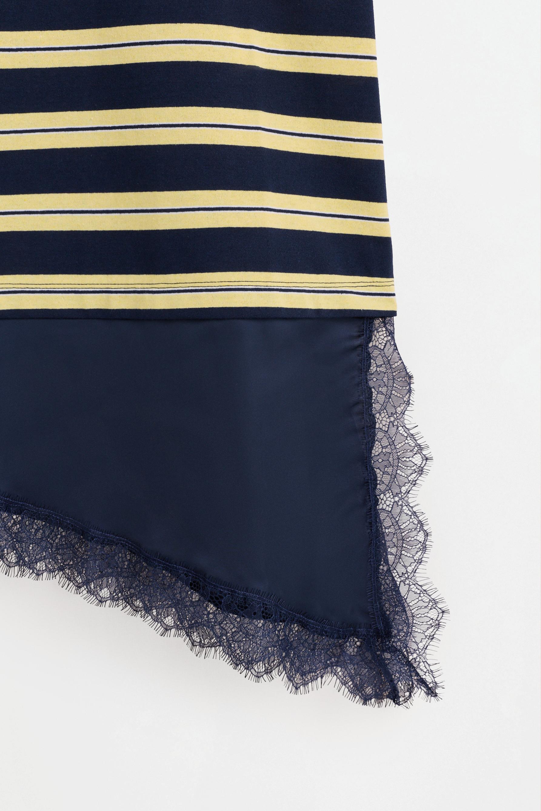 Striped lace-hem T-shirt — STRIPED
