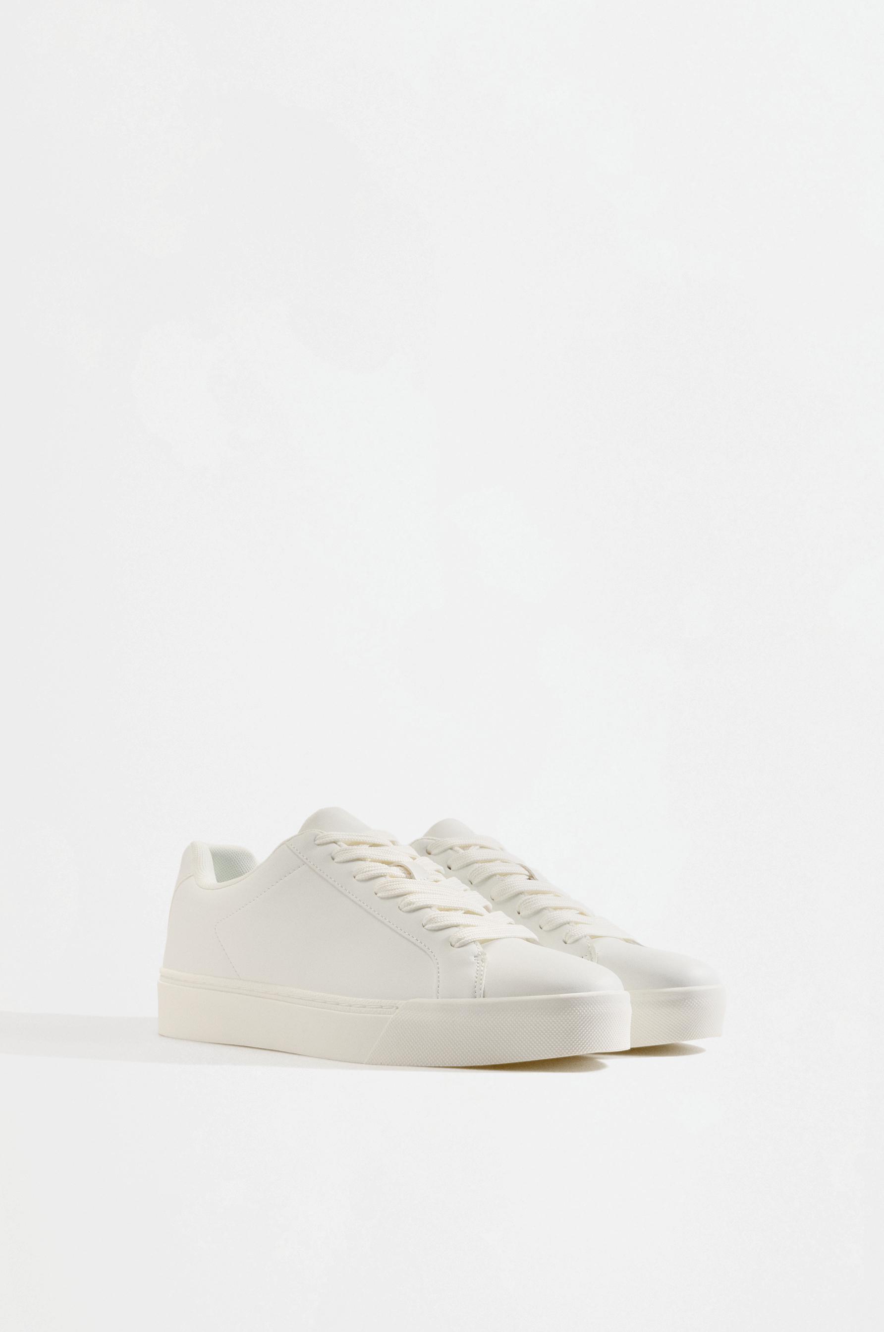 Casual sneakers — WHITE