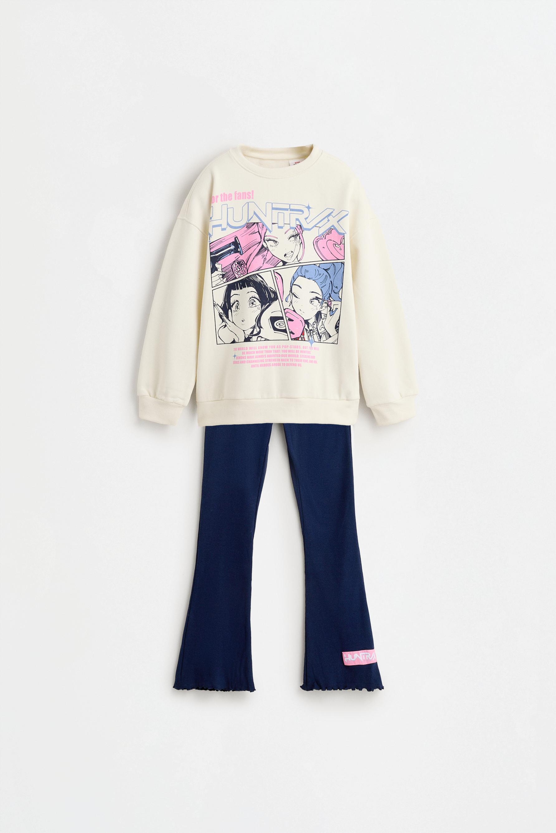 Set Huntrix K-Pop Demon Hunters ™/© Netflix sudadera y legging flare
