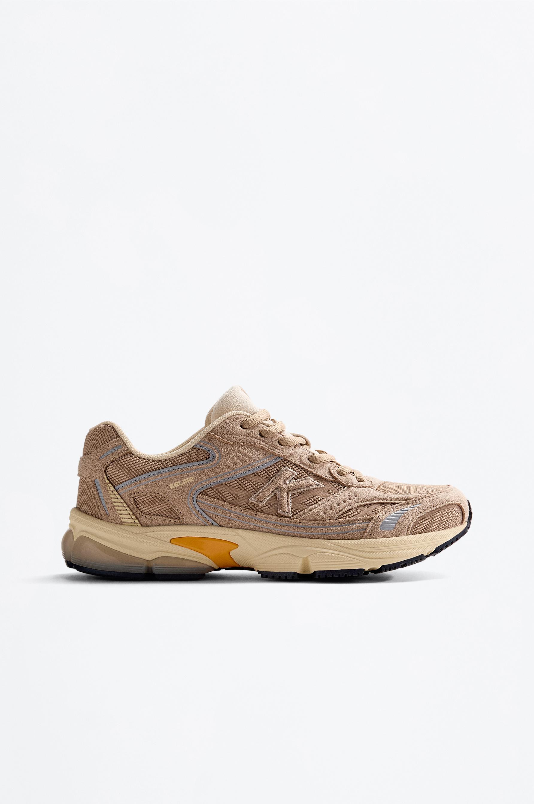 Kelme sports shoes — BROWN
