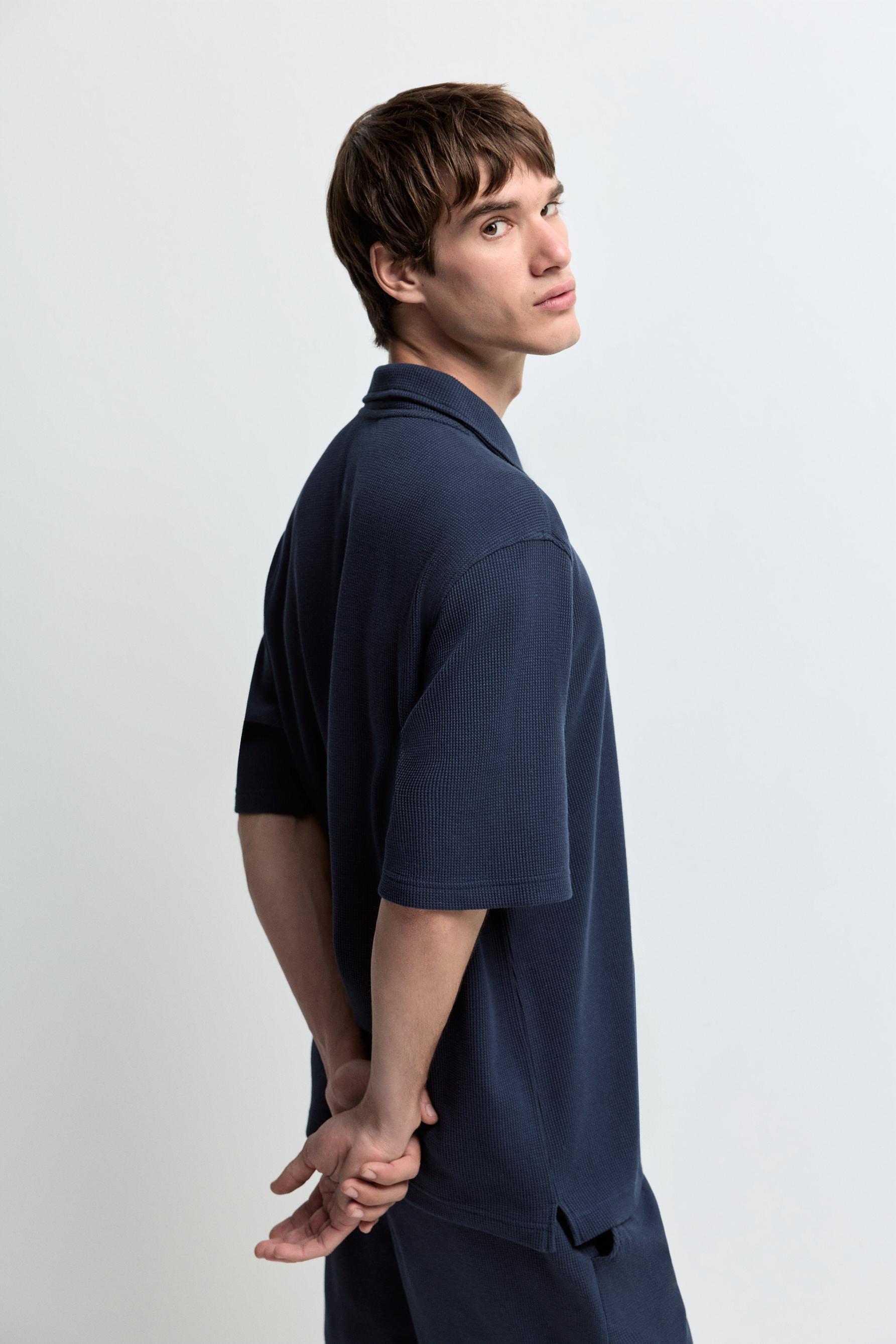 Waffle texture polo shirt — NAVY