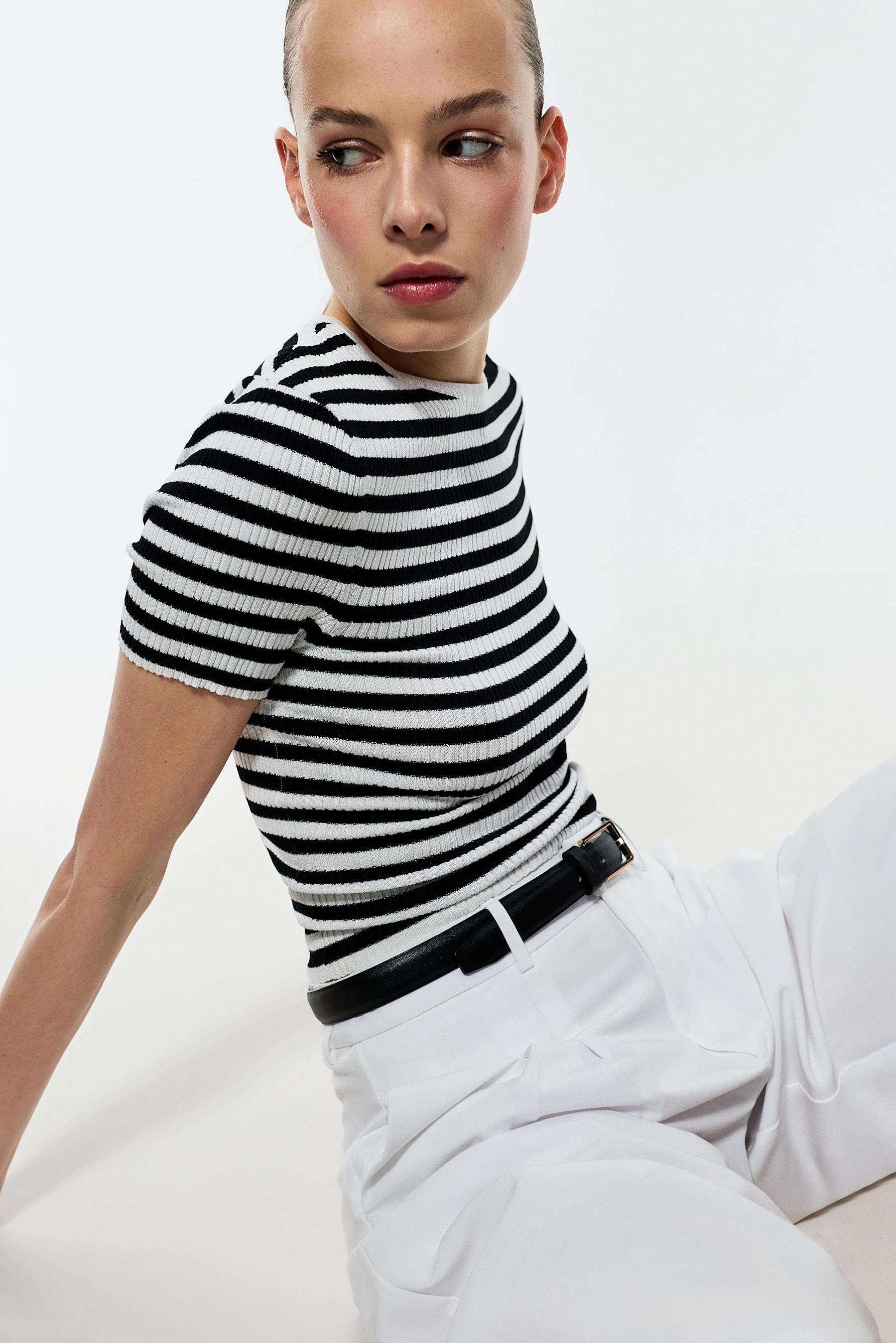 Basic ribbed knit top — ECRU/BLACK