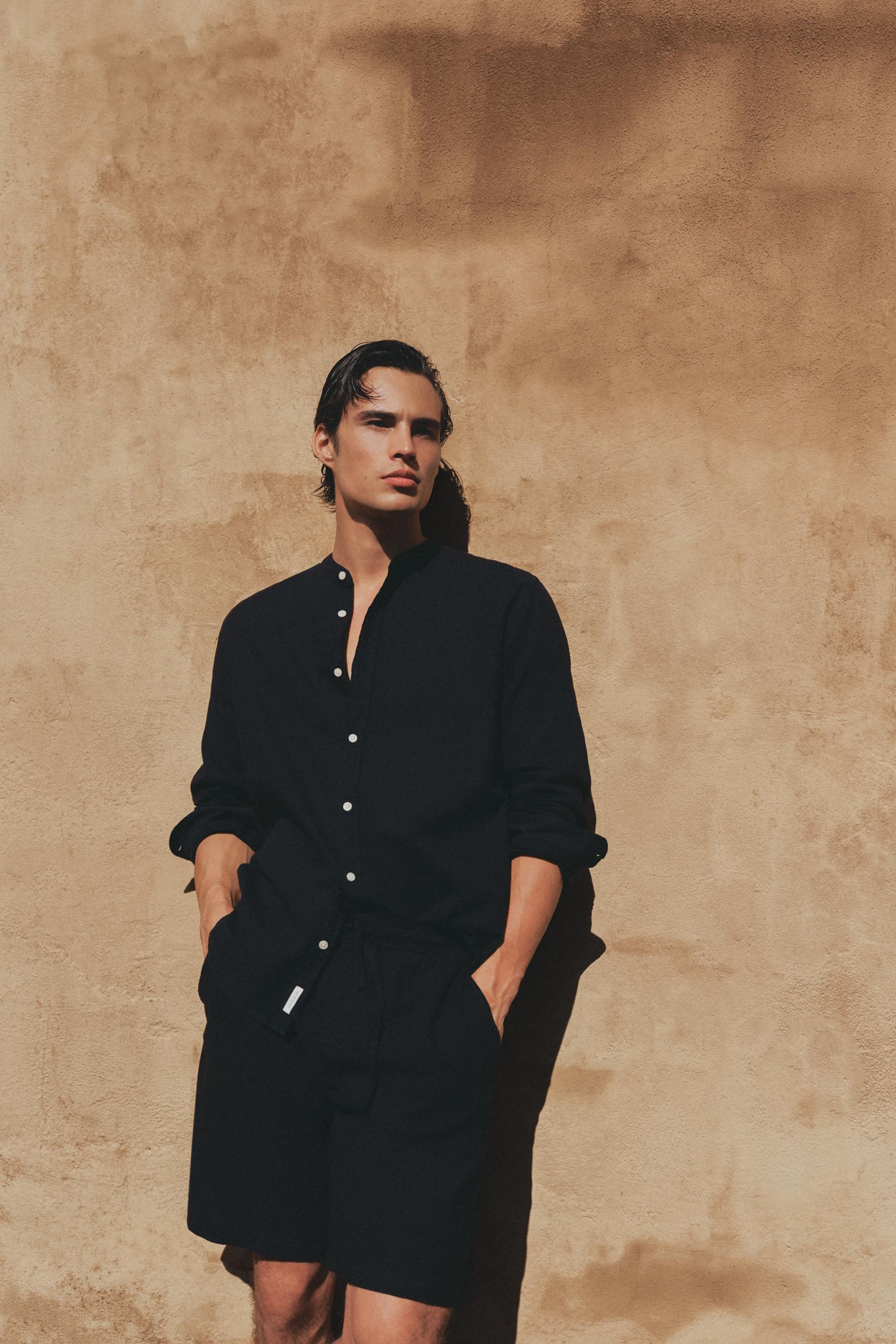 Linen-cotton jogger Bermuda shorts — BLACK