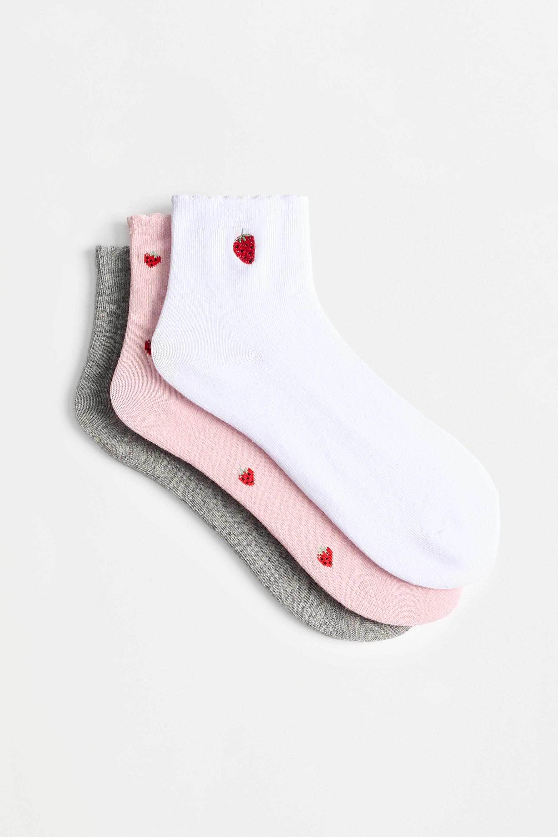 3-Pack Strawberry Embellished Short Socks — PINKISH WHITE