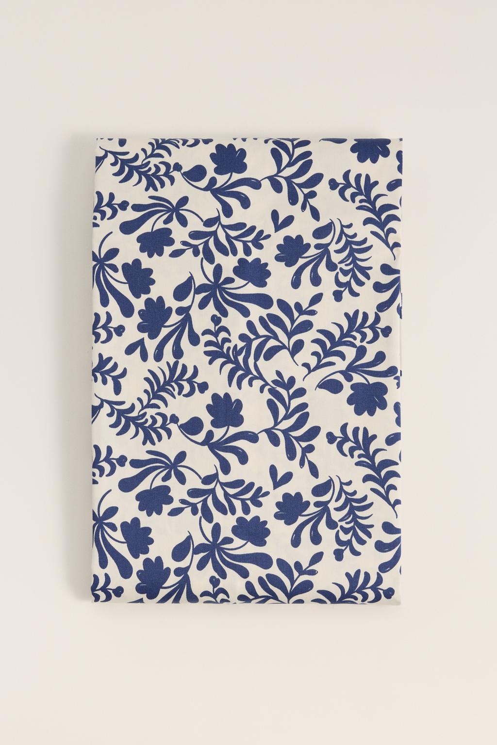 Mantel estampado flores 240 x 140 cm