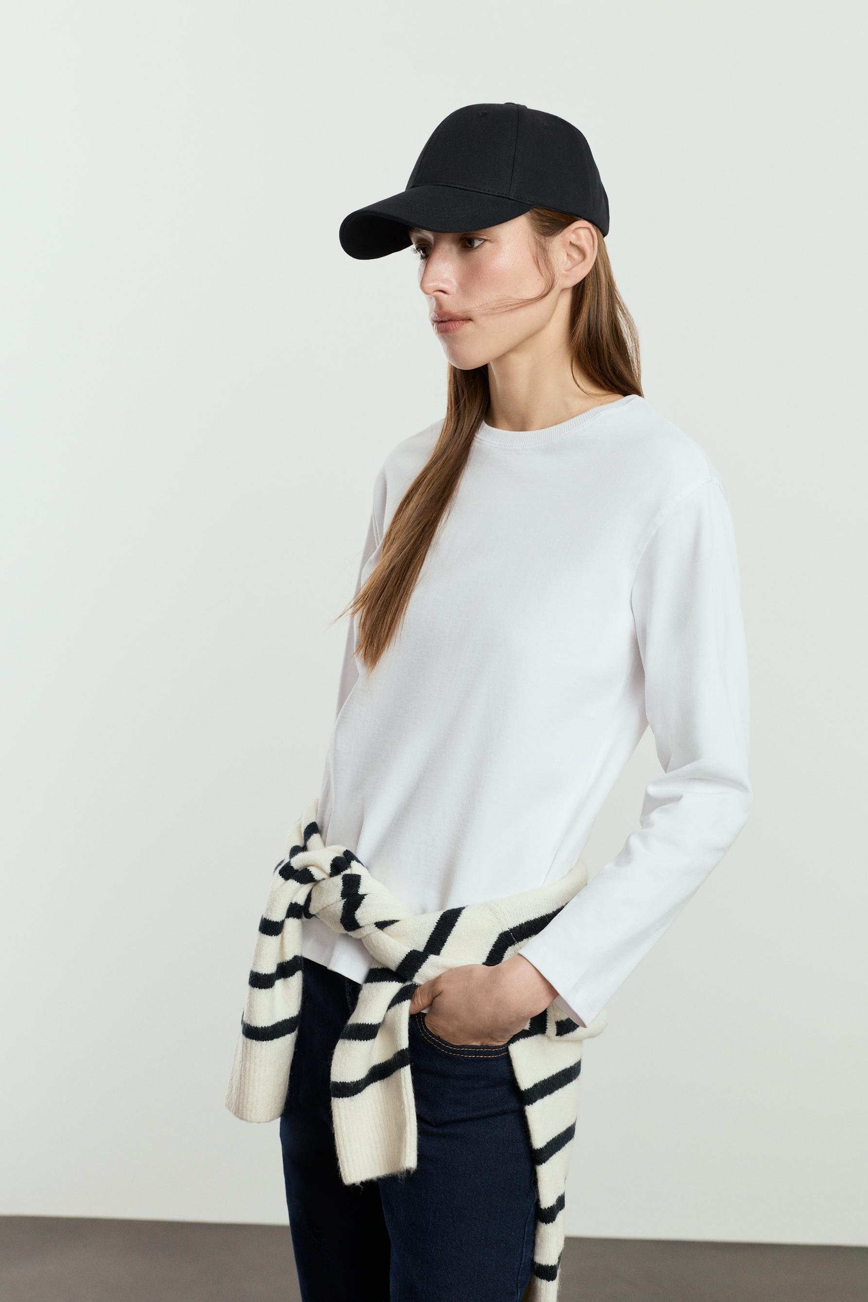 Basic cap — BLACK