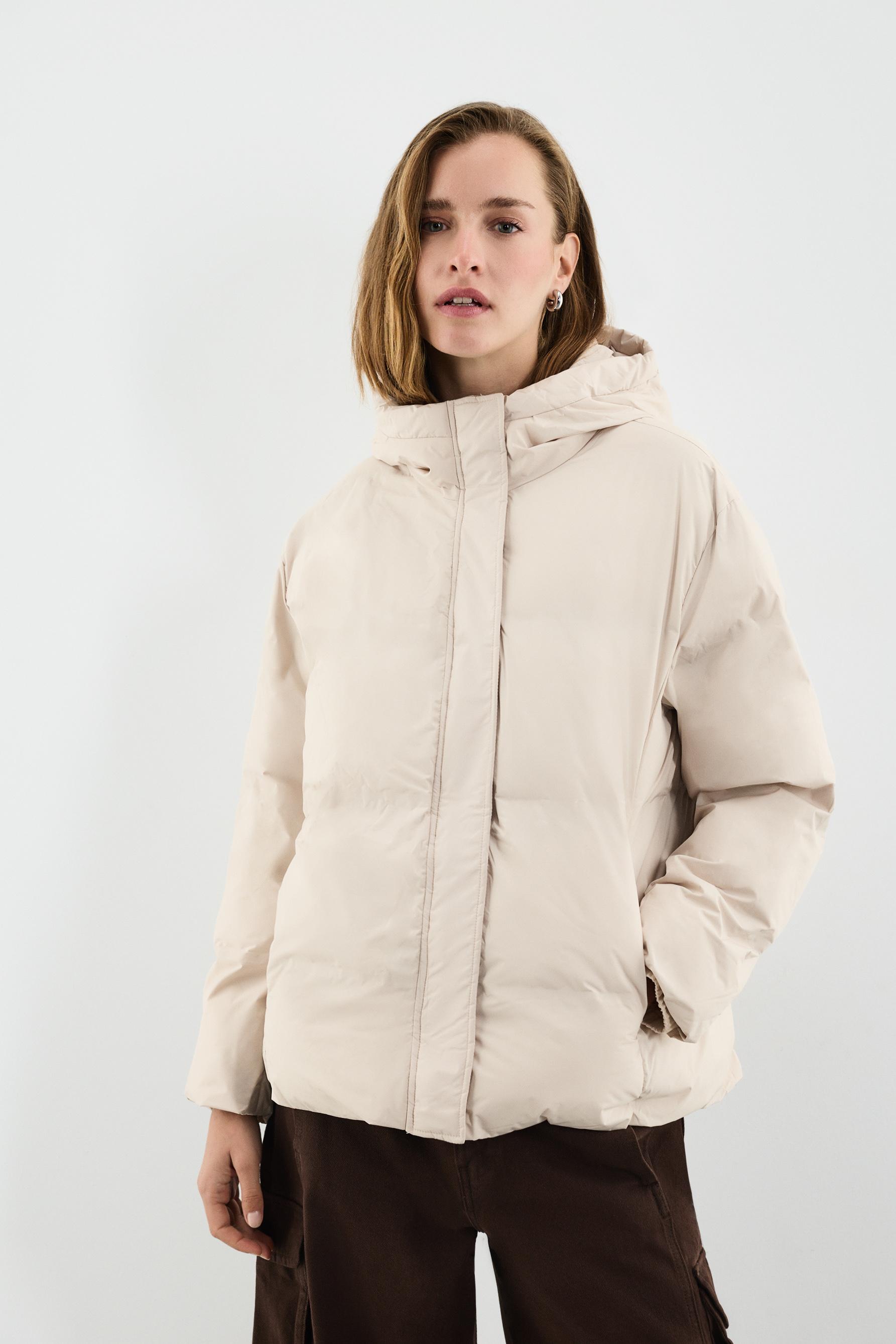 Hooded puffer jacket — ECRU
