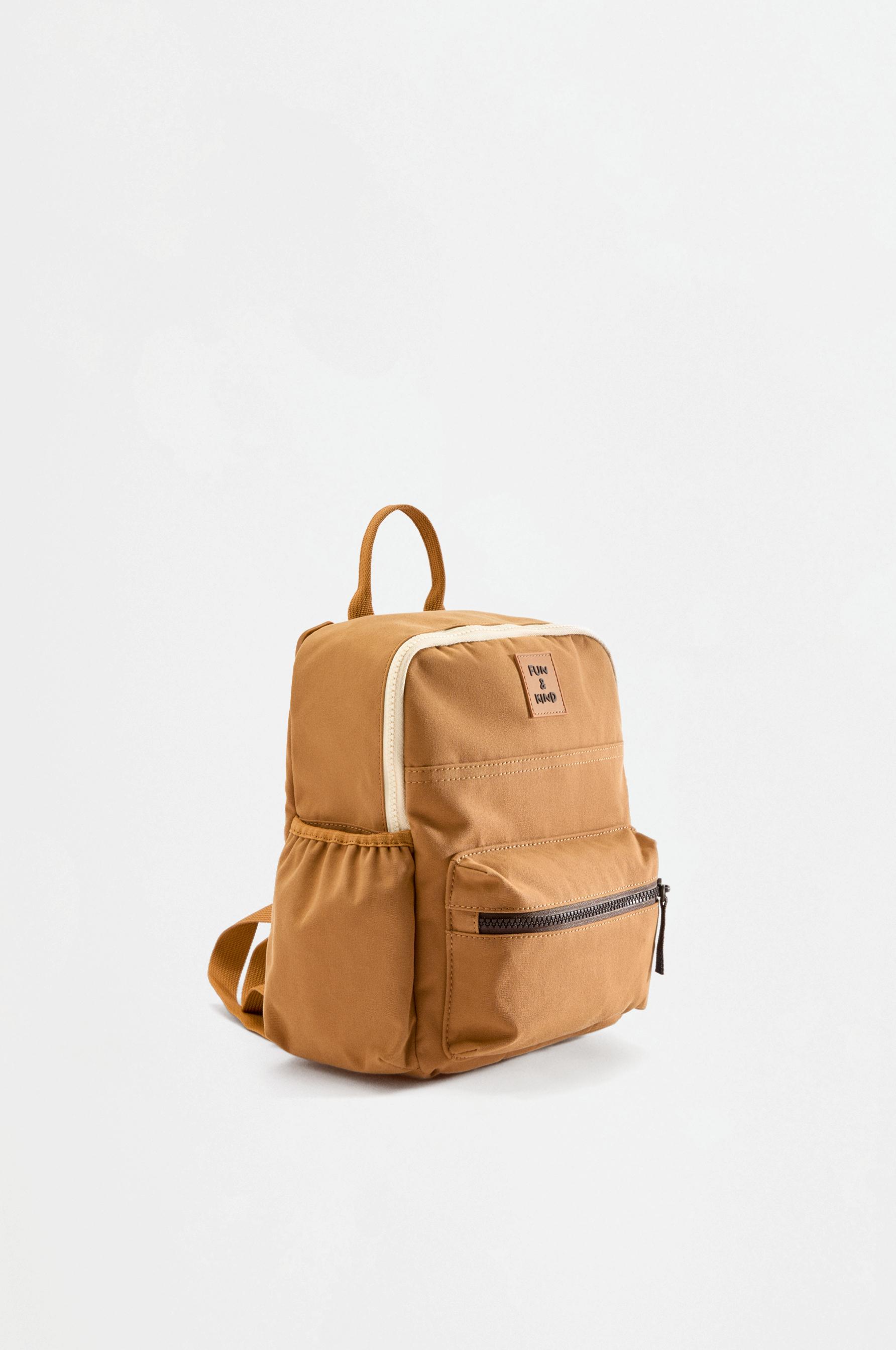Logo pocket backpack — BROWN