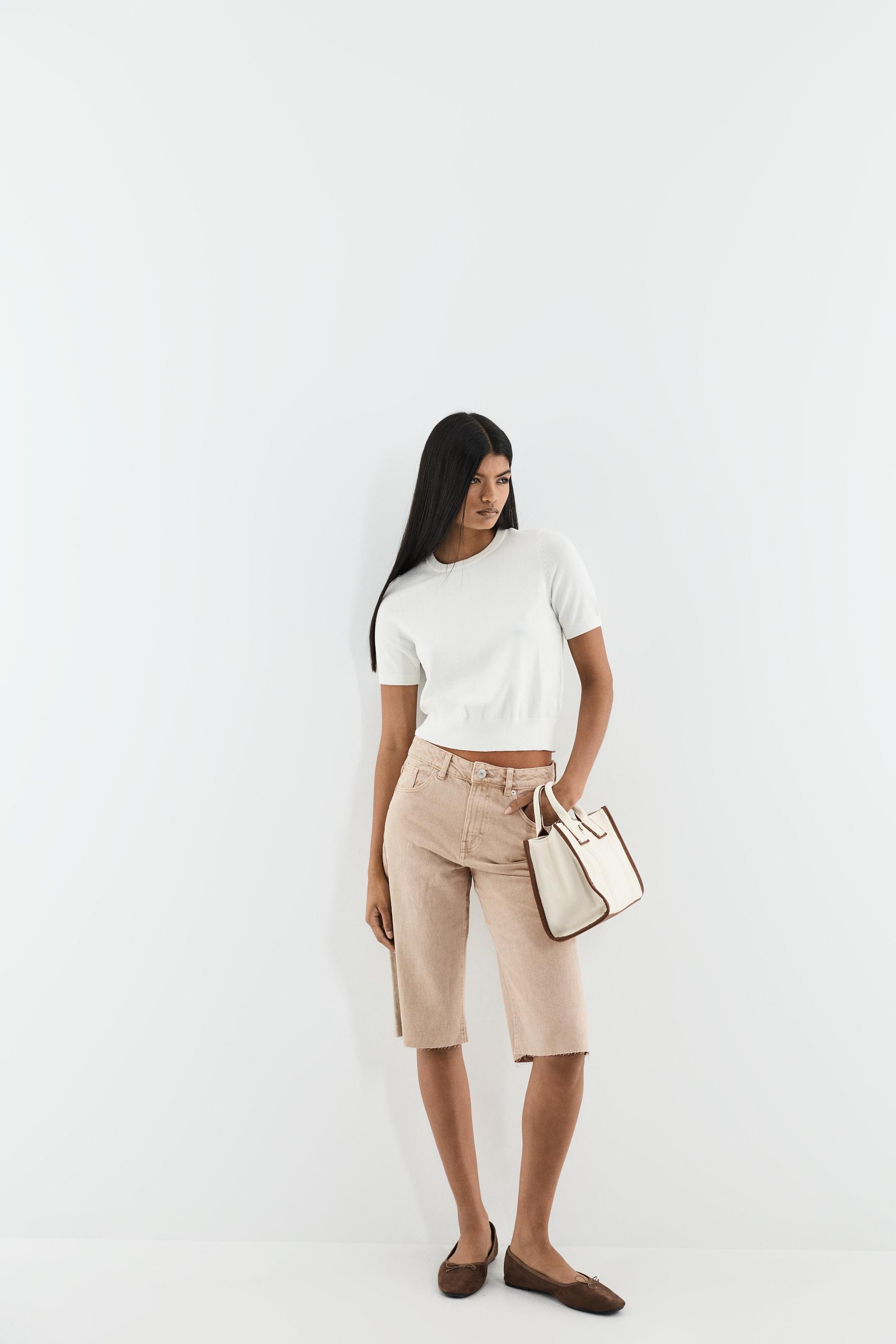 Slim fit wide-leg denim Bermuda shorts — STRAW BROWN
