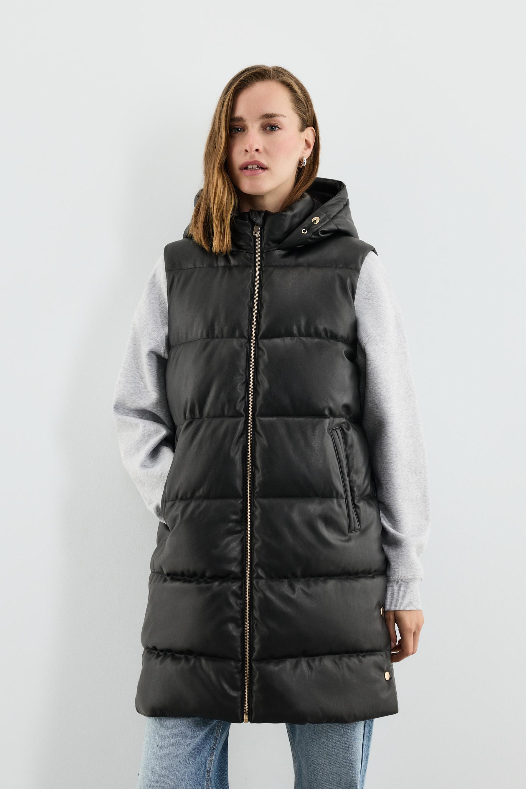 Leather effect puffer gilet — BLACK