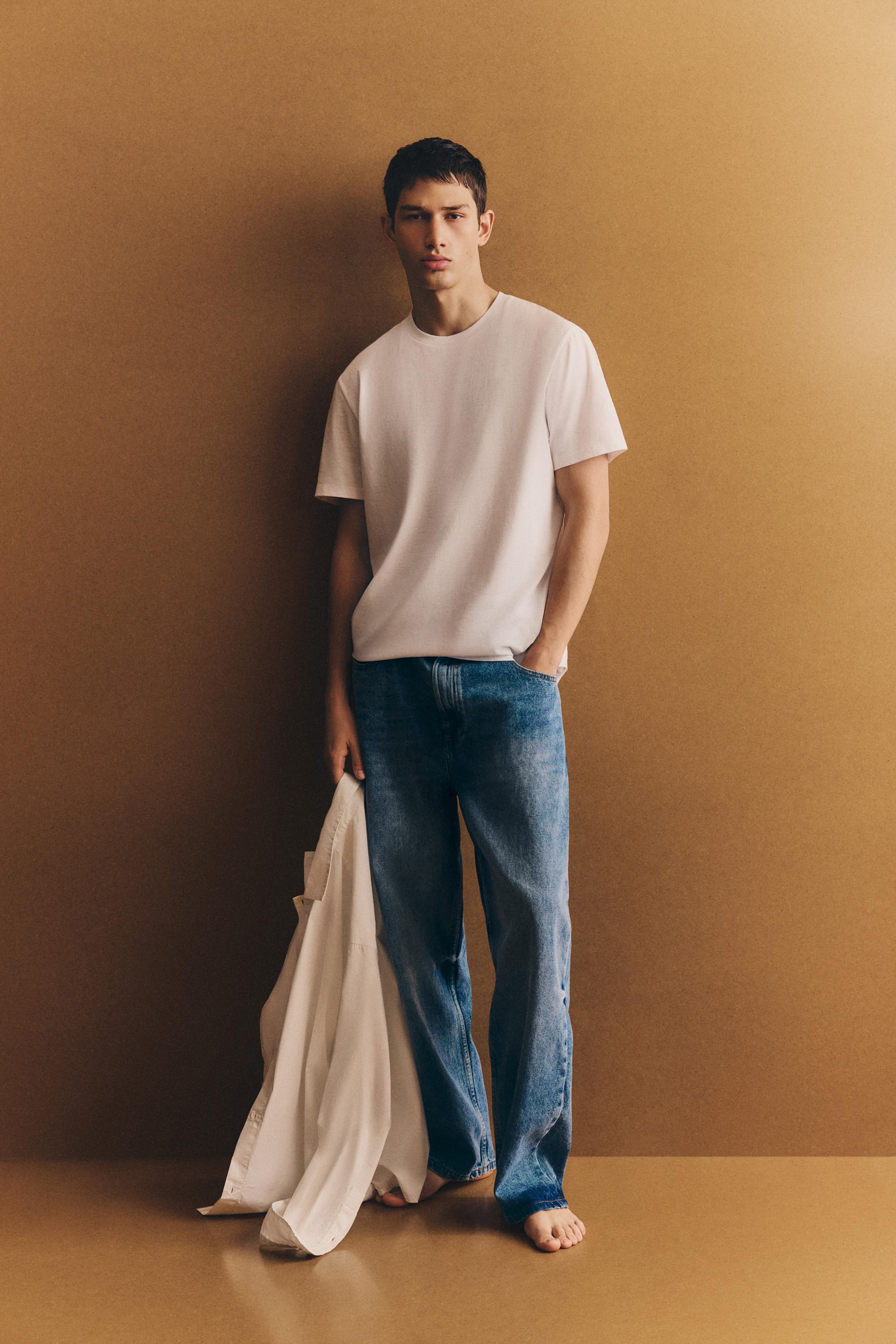 2-pack of basic T-shirts — WHITE