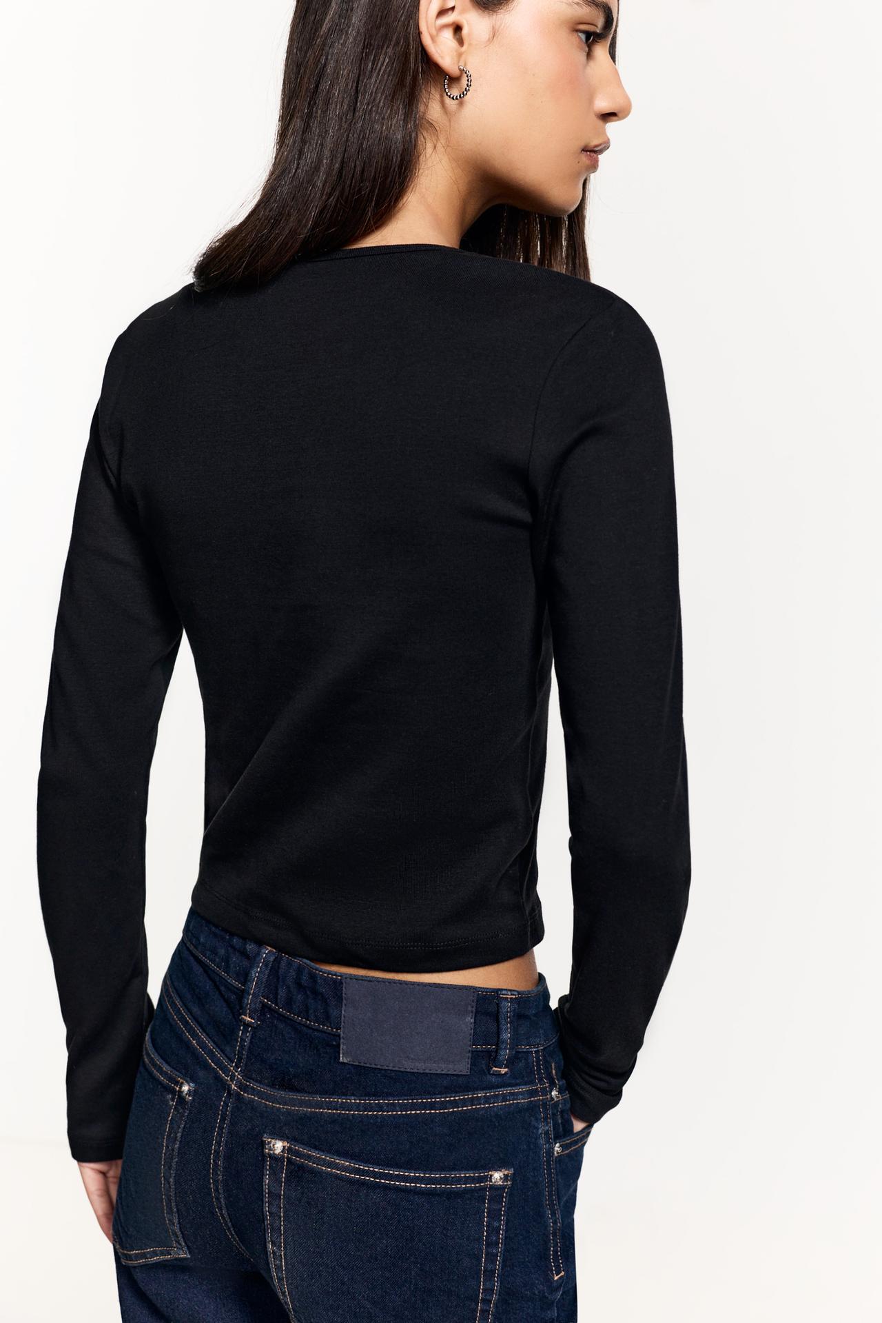 Ribbed long sleeve T-shirt — BLACK