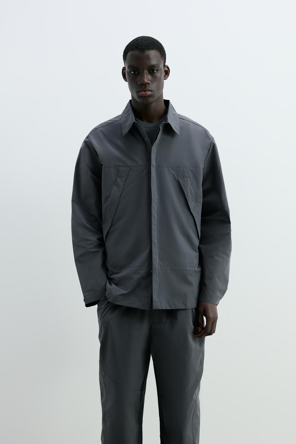 Trekking shirt with pockets