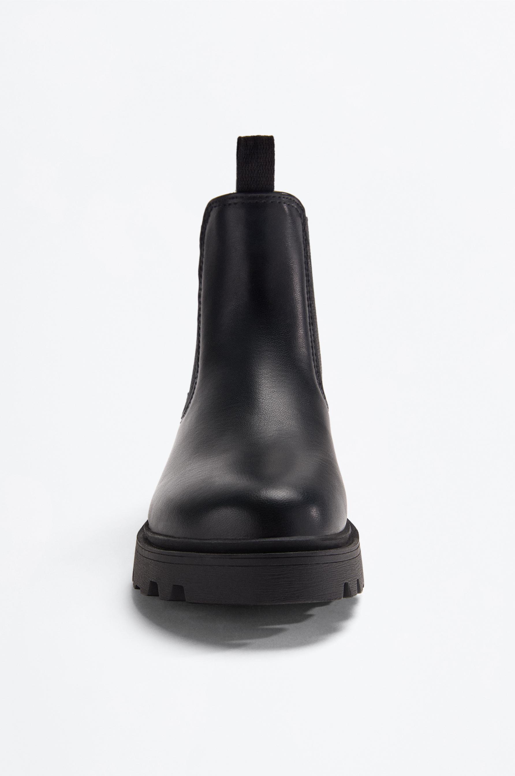 Chelsea boots — BLACK