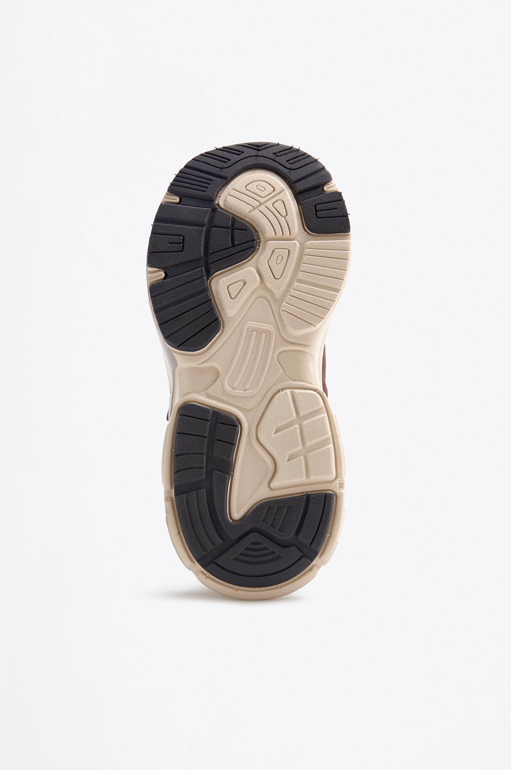 Multi-piece trainers — BROWN