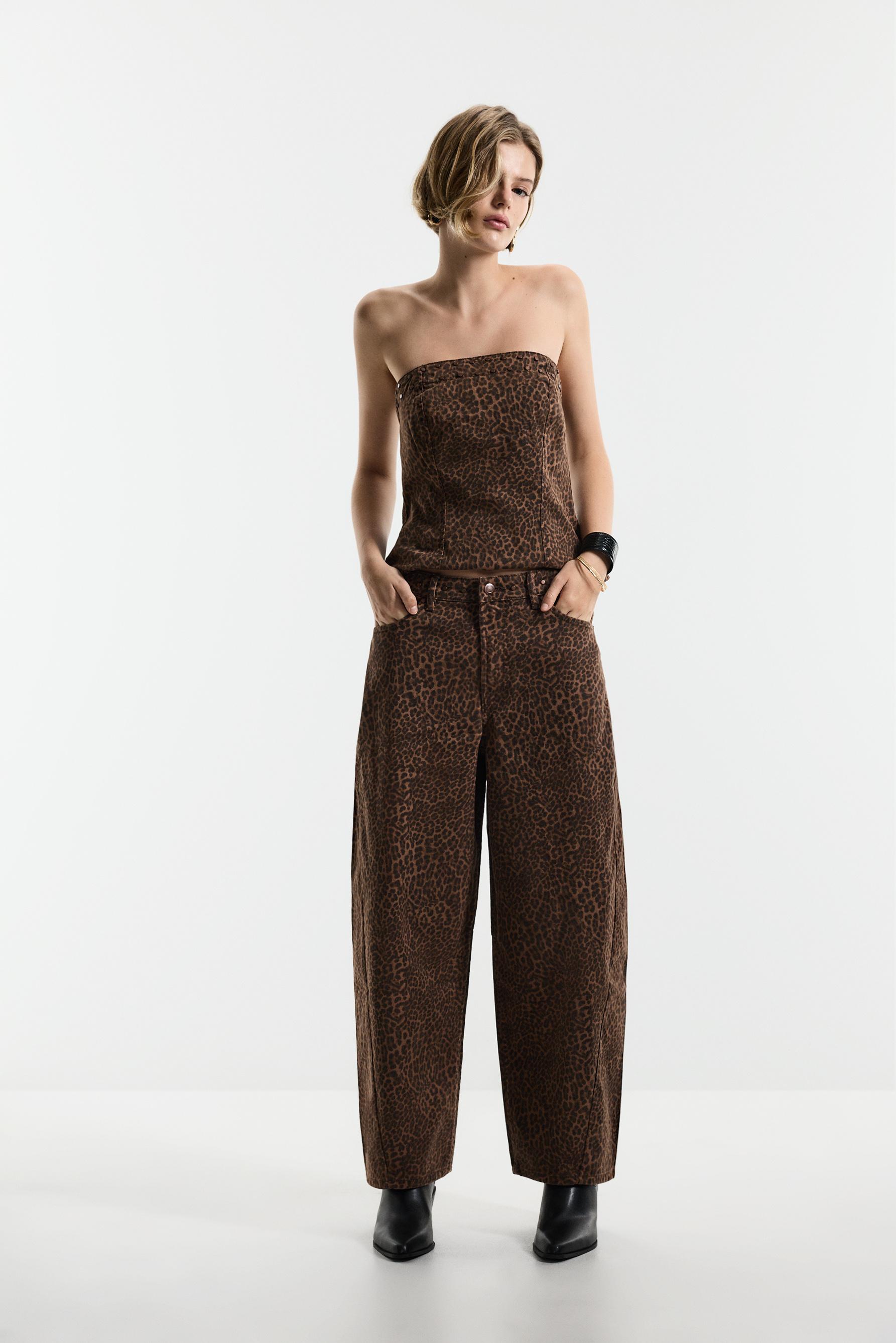 Animal print barrel jeans — CHEETAH