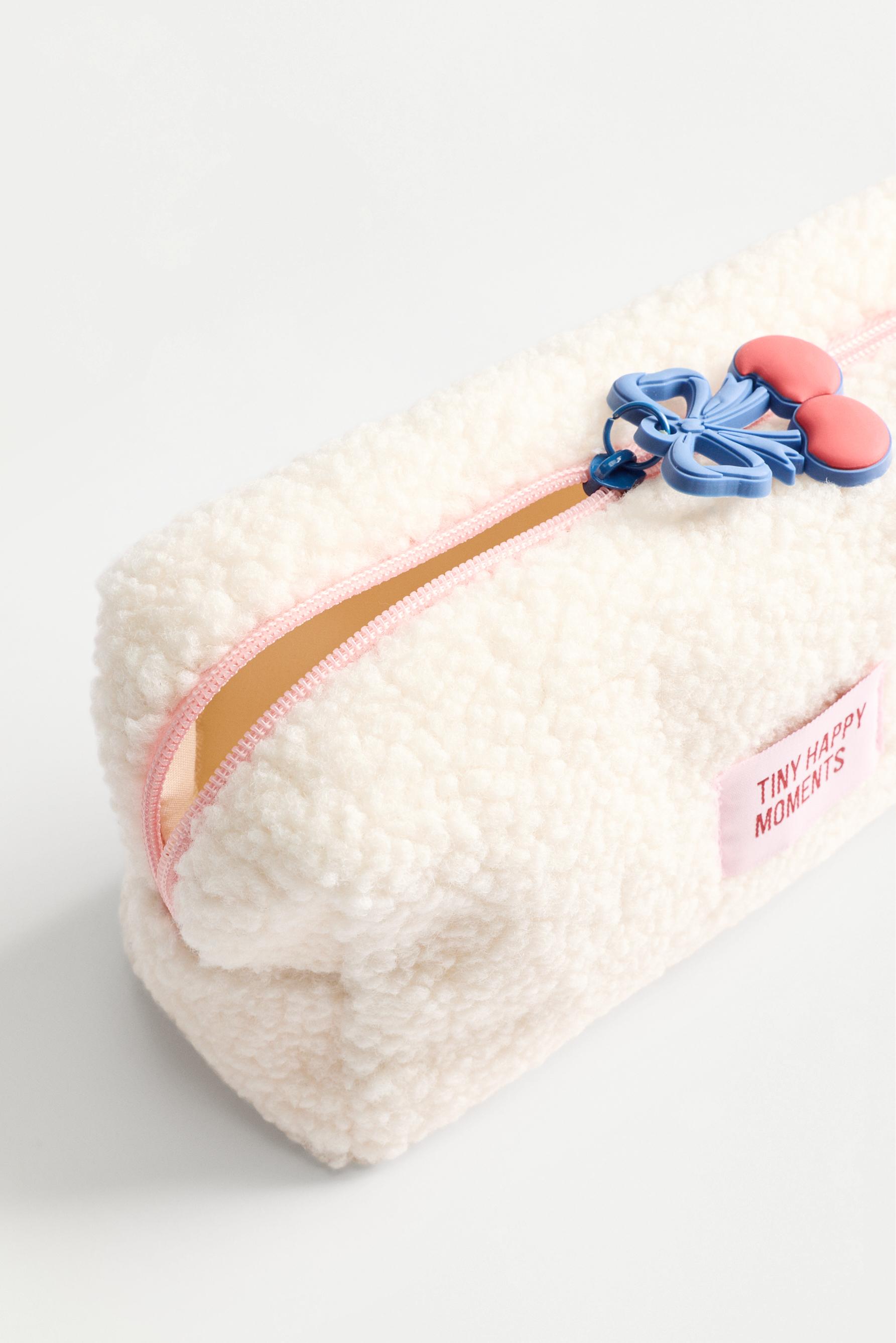 Faux shearling case — BEIGE